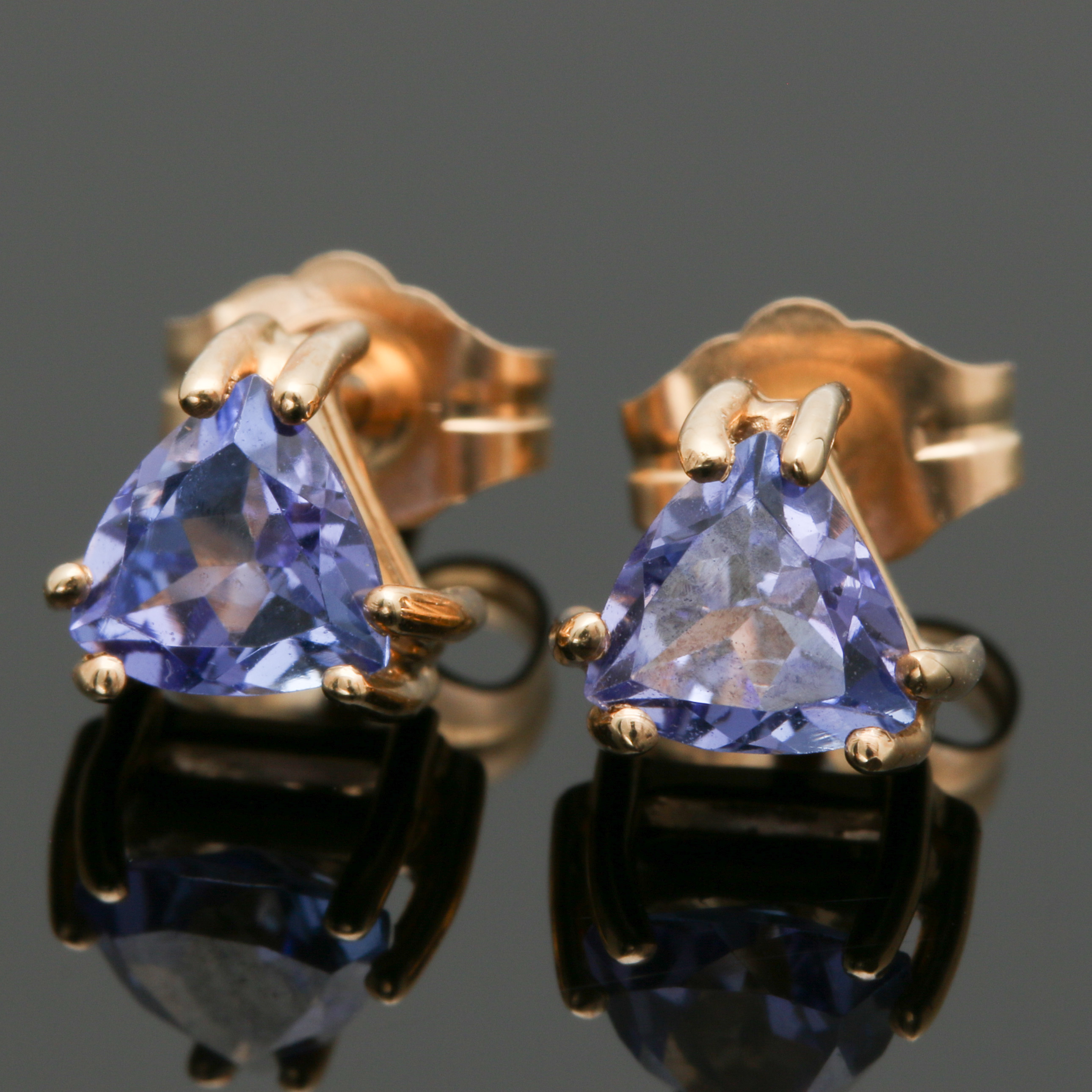 14K Yellow Gold Tanzanite Stud Earrings