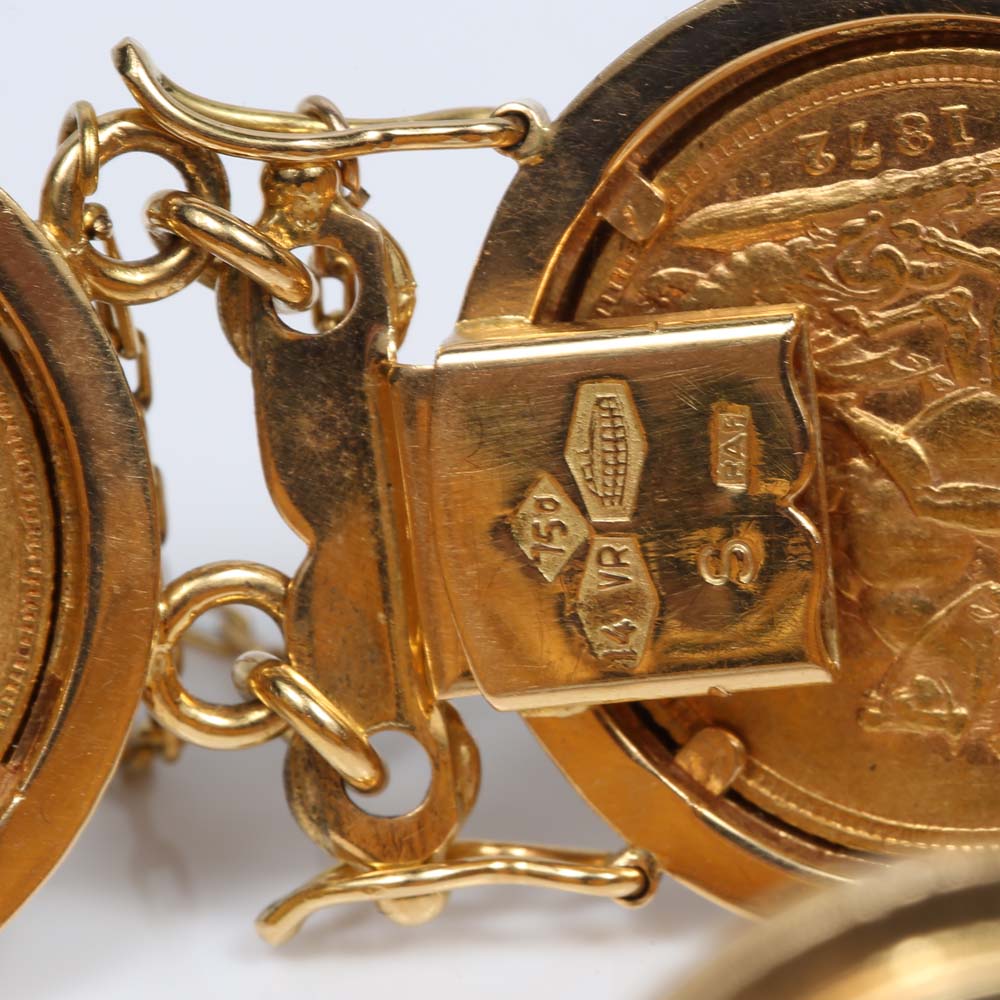 18K Yellow Gold Great Britain and Australia Gold Sovereign Station Bracelet