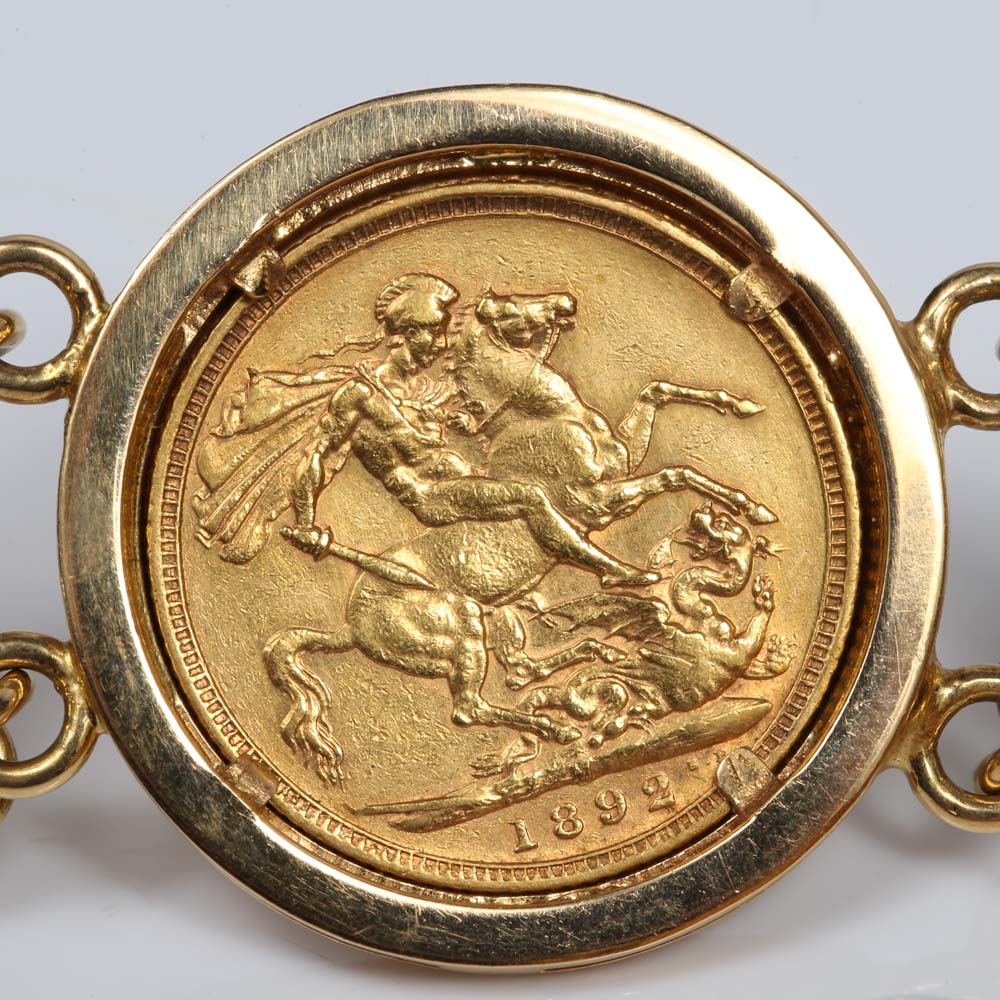 18K Yellow Gold Great Britain and Australia Gold Sovereign Station Bracelet