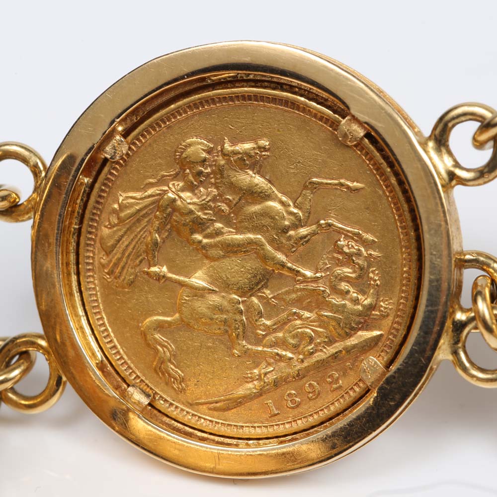 18K Yellow Gold Great Britain and Australia Gold Sovereign Station Bracelet