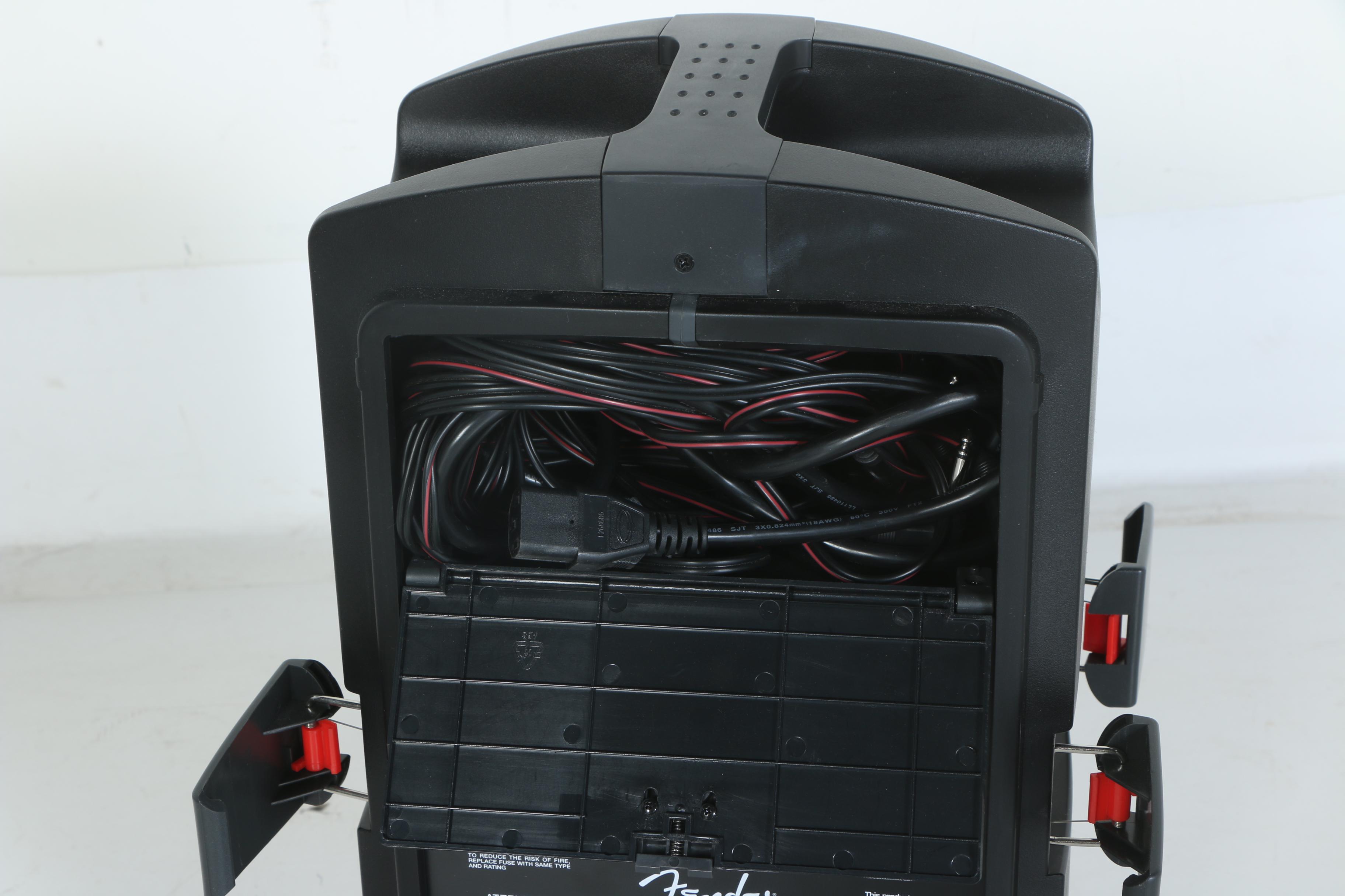 Fender "Passport Conference" PA Sound System