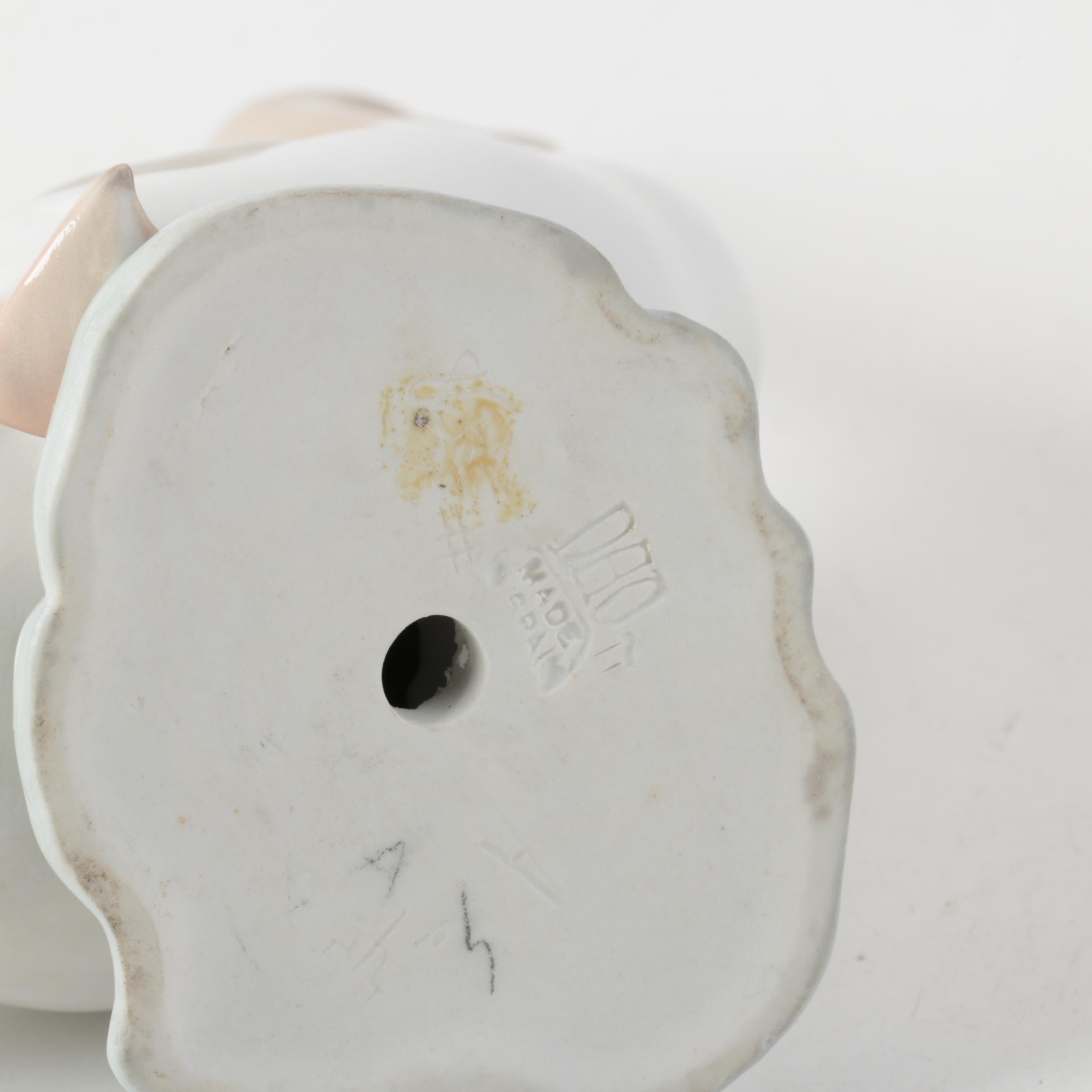 Nao by Lladró Porcelain Goose Figurine