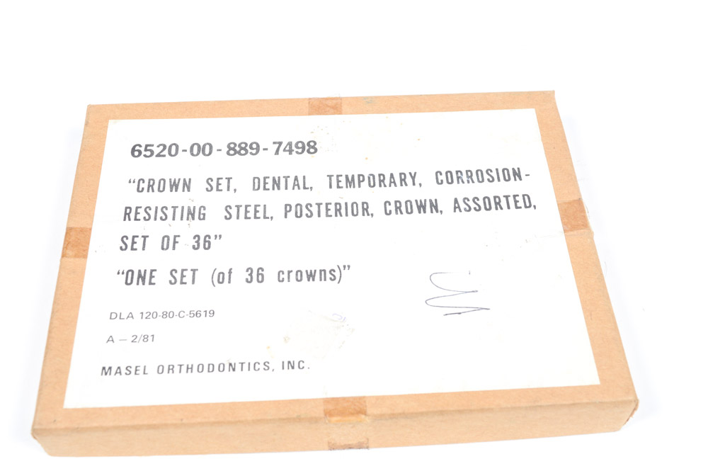 Vintage Isaac Masel Temporary Crown Set