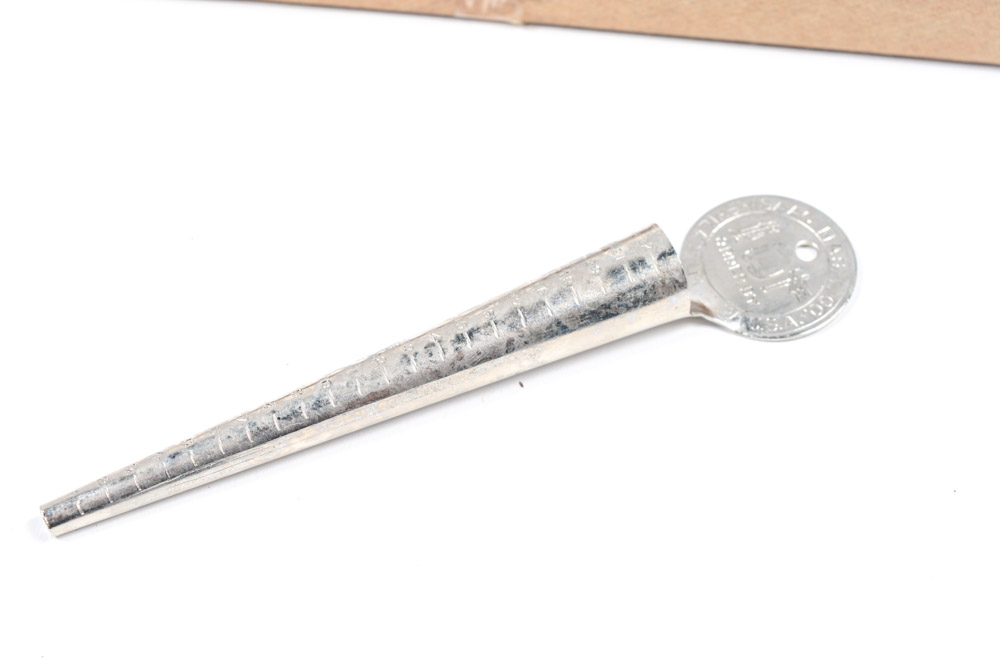 Vintage Isaac Masel Temporary Crown Set