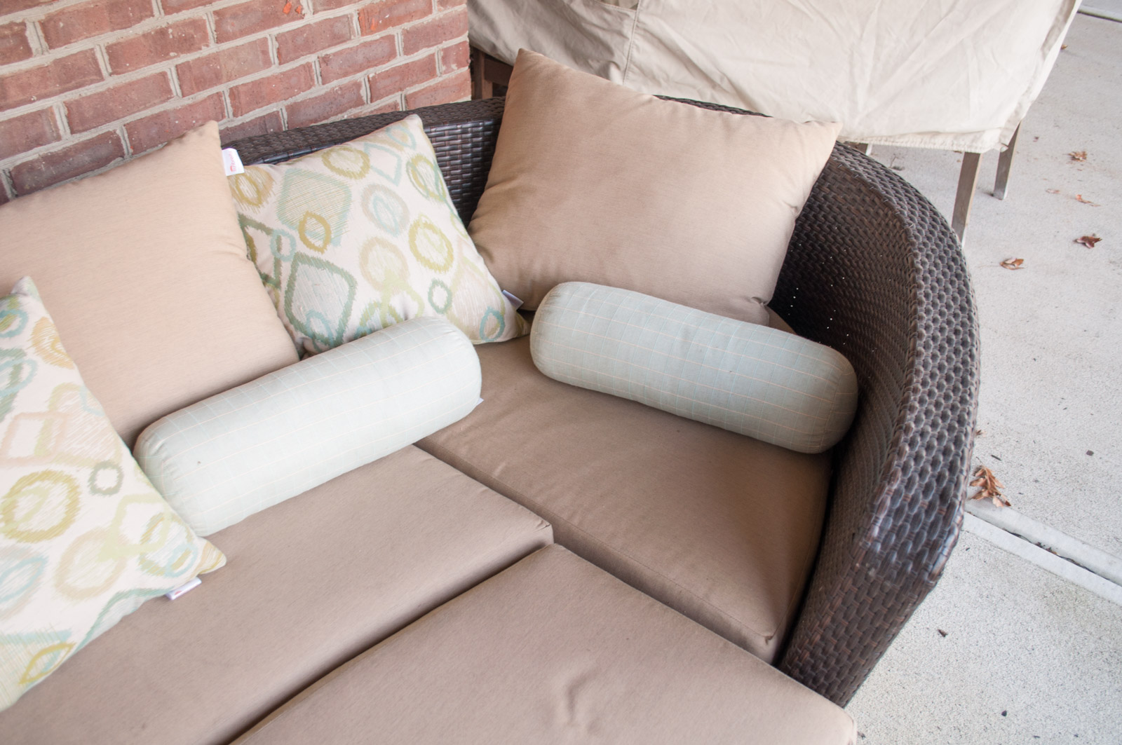 Sirio All-Weather Resin Wicker "Venice" Lounge Set