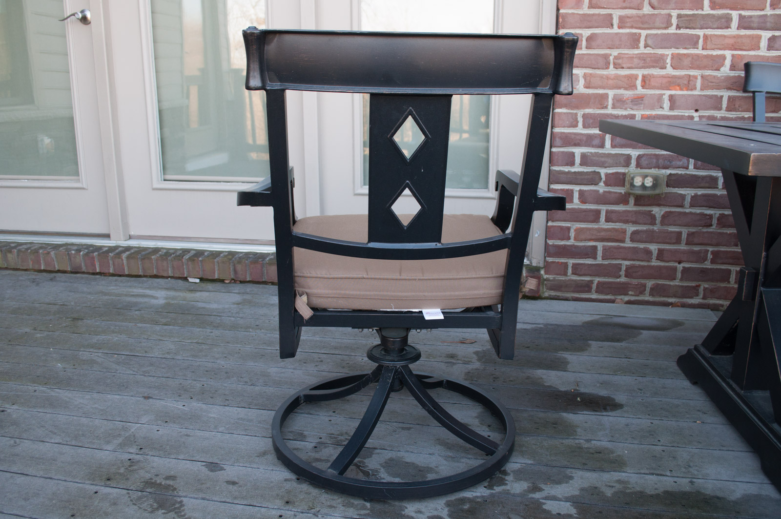 Costco "Broadway" Aluminum Patio Table and Chairs