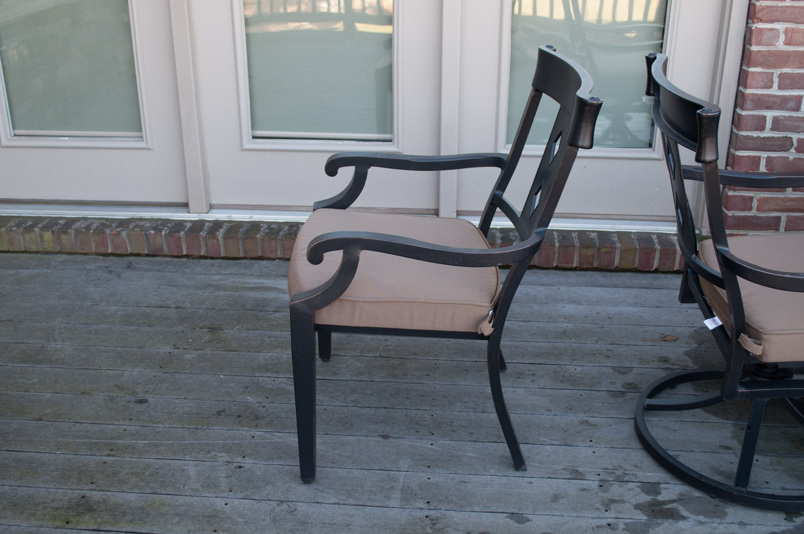 Costco "Broadway" Aluminum Patio Table and Chairs