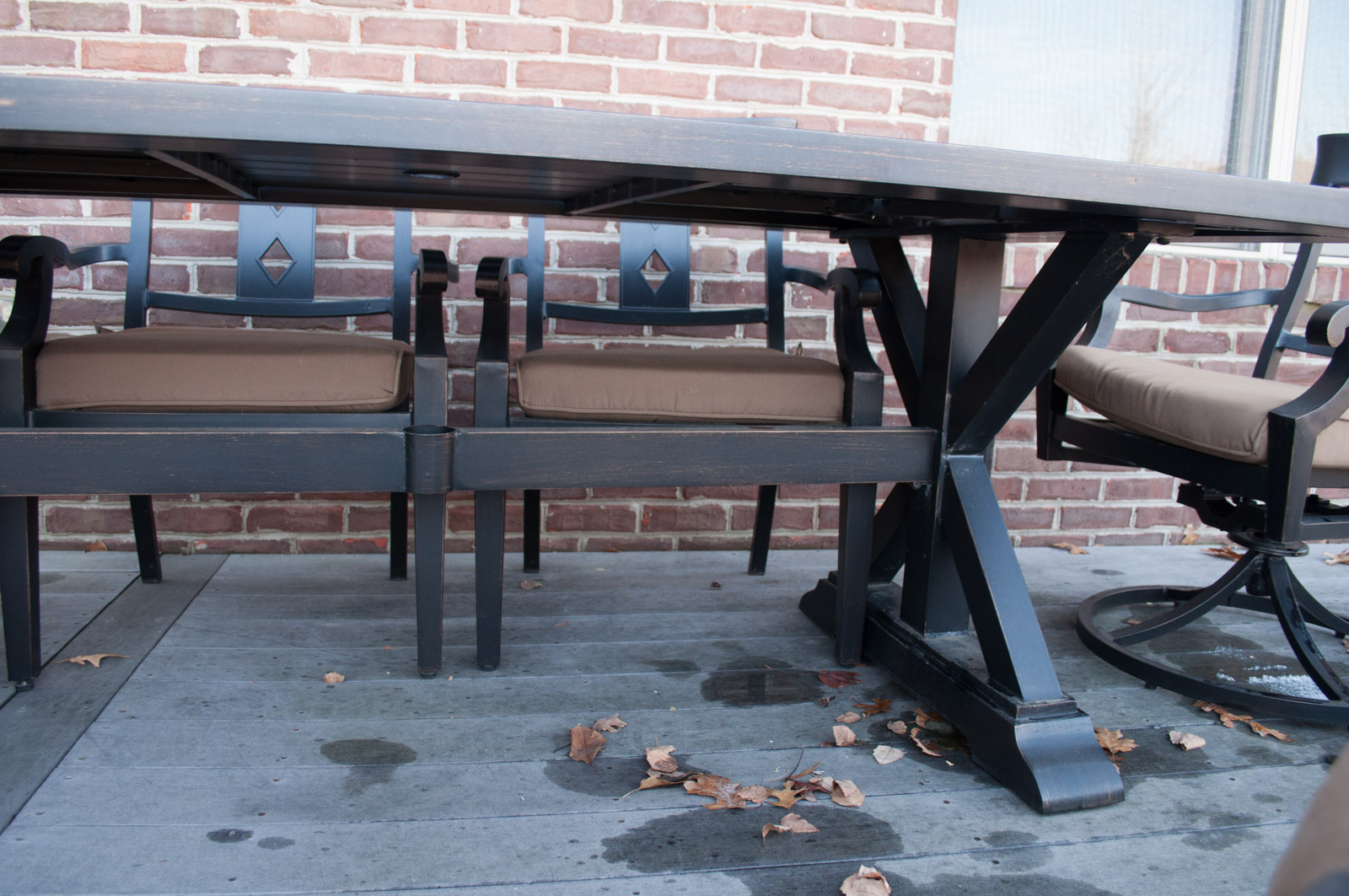 Costco "Broadway" Aluminum Patio Table and Chairs