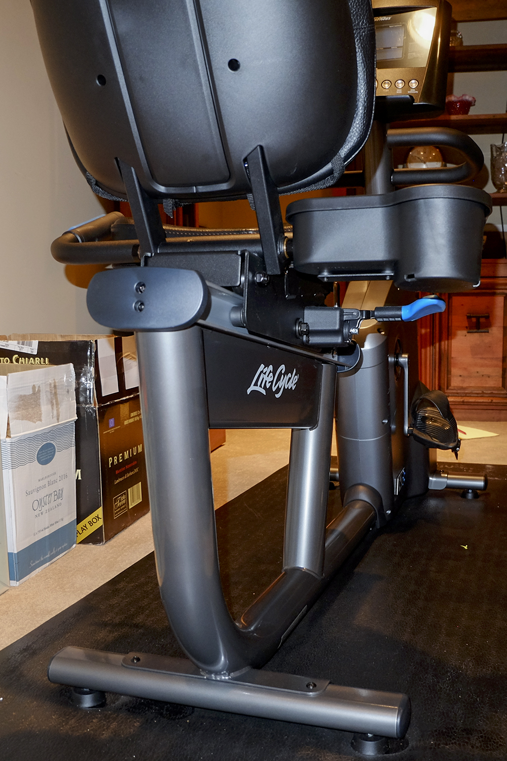 Life Fitness RS1 Recumbent Lifecycle Exercise Bike