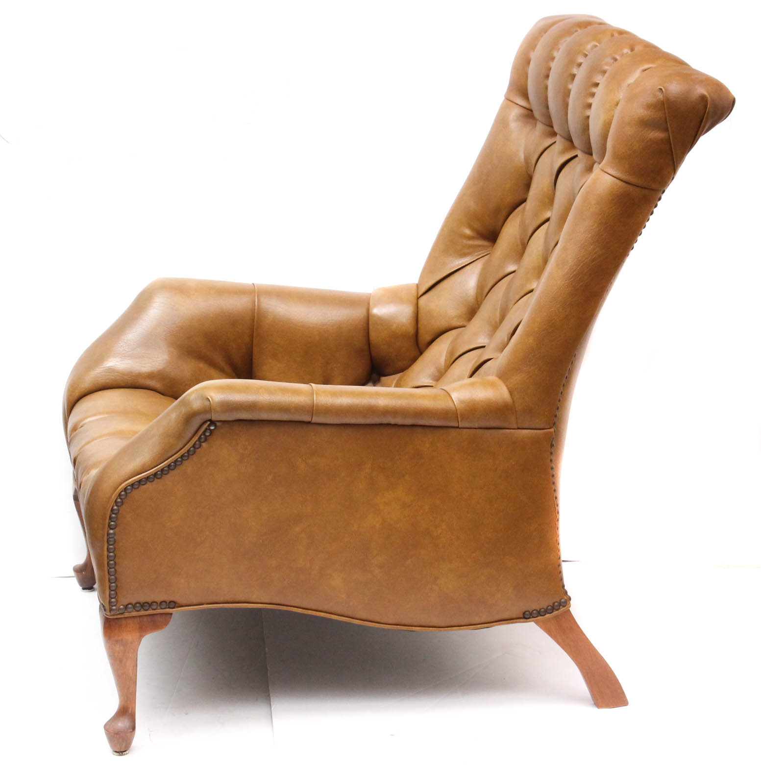 Vintage Sleepy Hollow Chair with Ottoman by Mall City Furniture