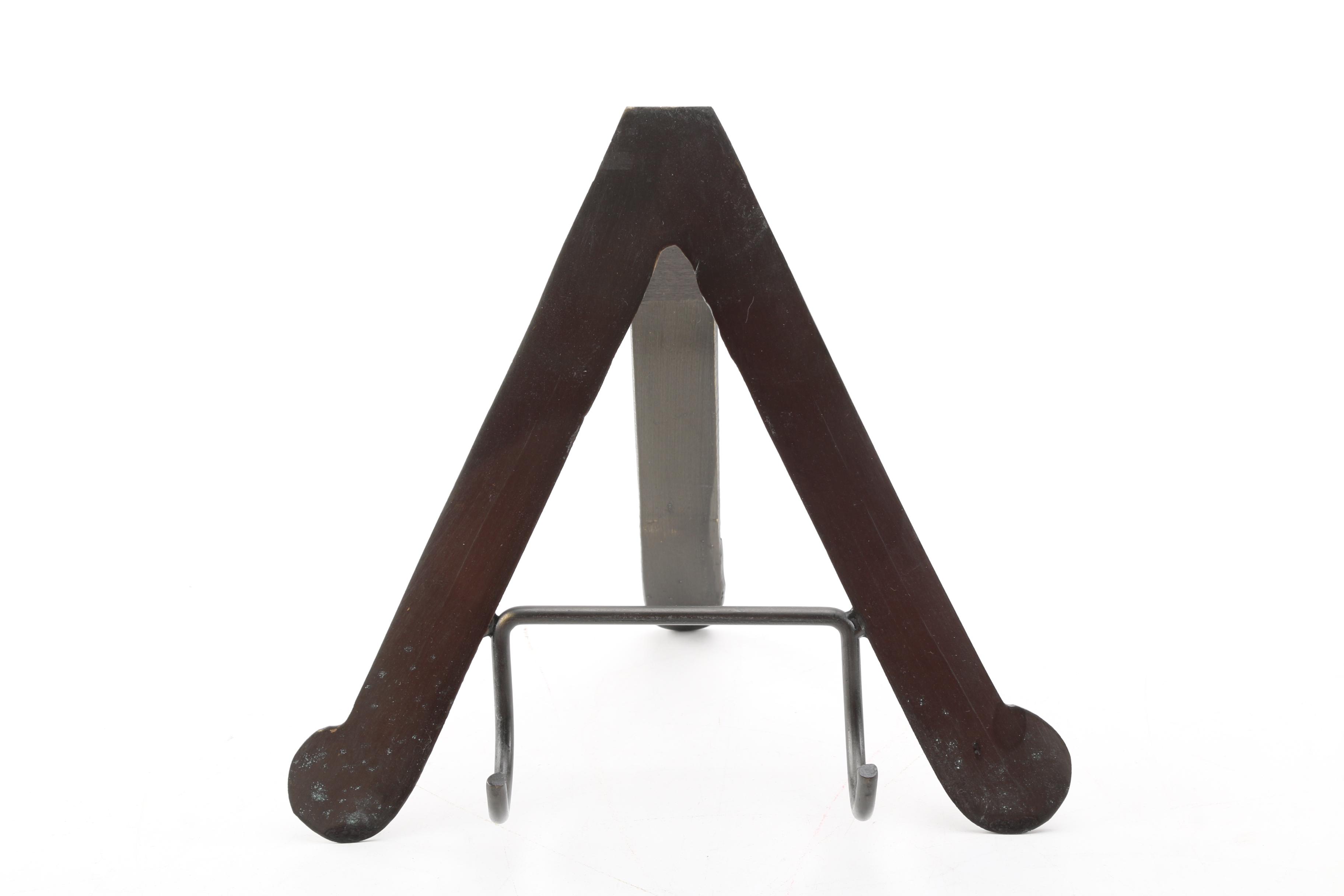 Golfer Figurine and Decorative Clock