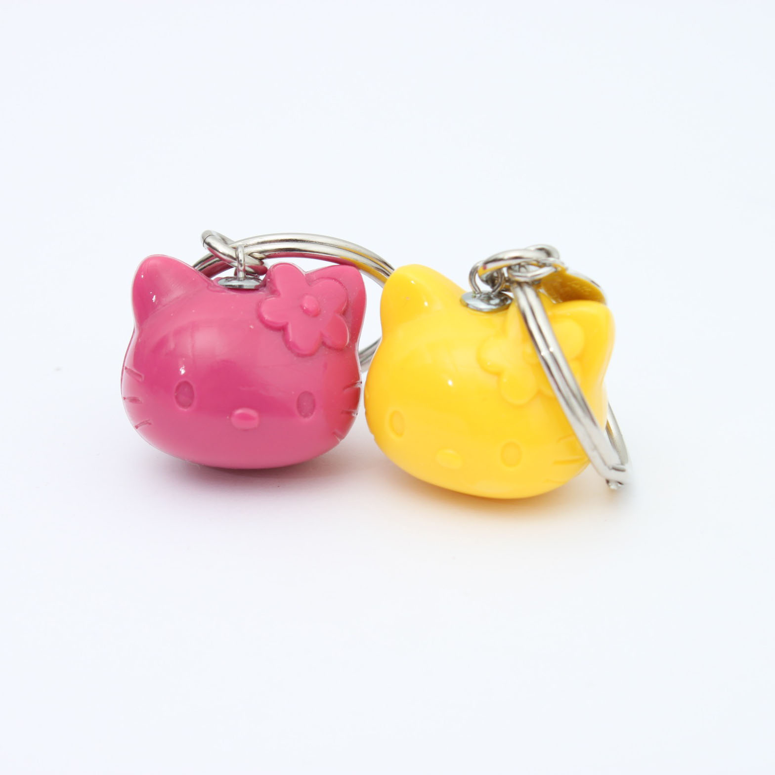 Tarina Tarantino Hello Kitty Key Chains