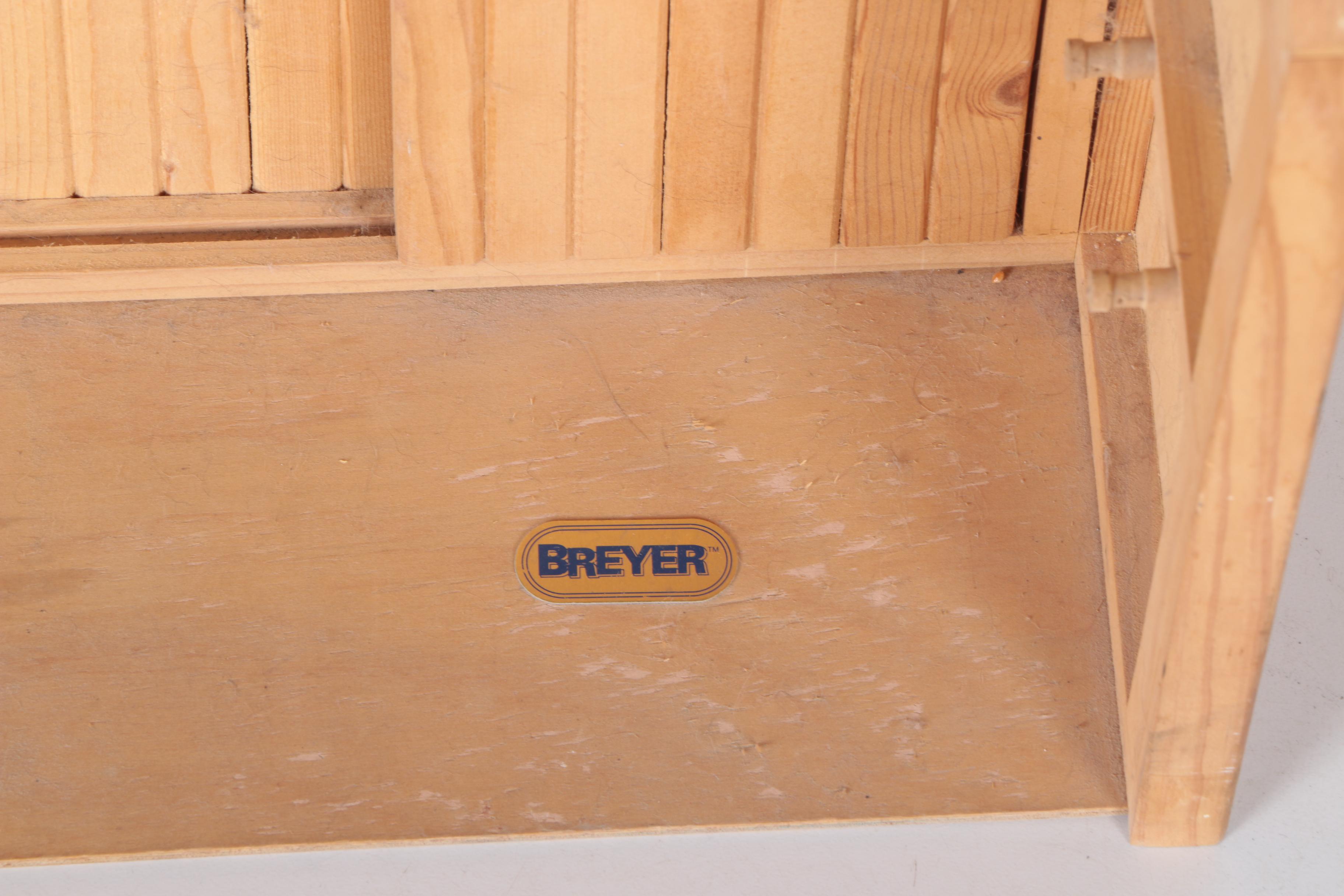 Wood Horse Stable Set