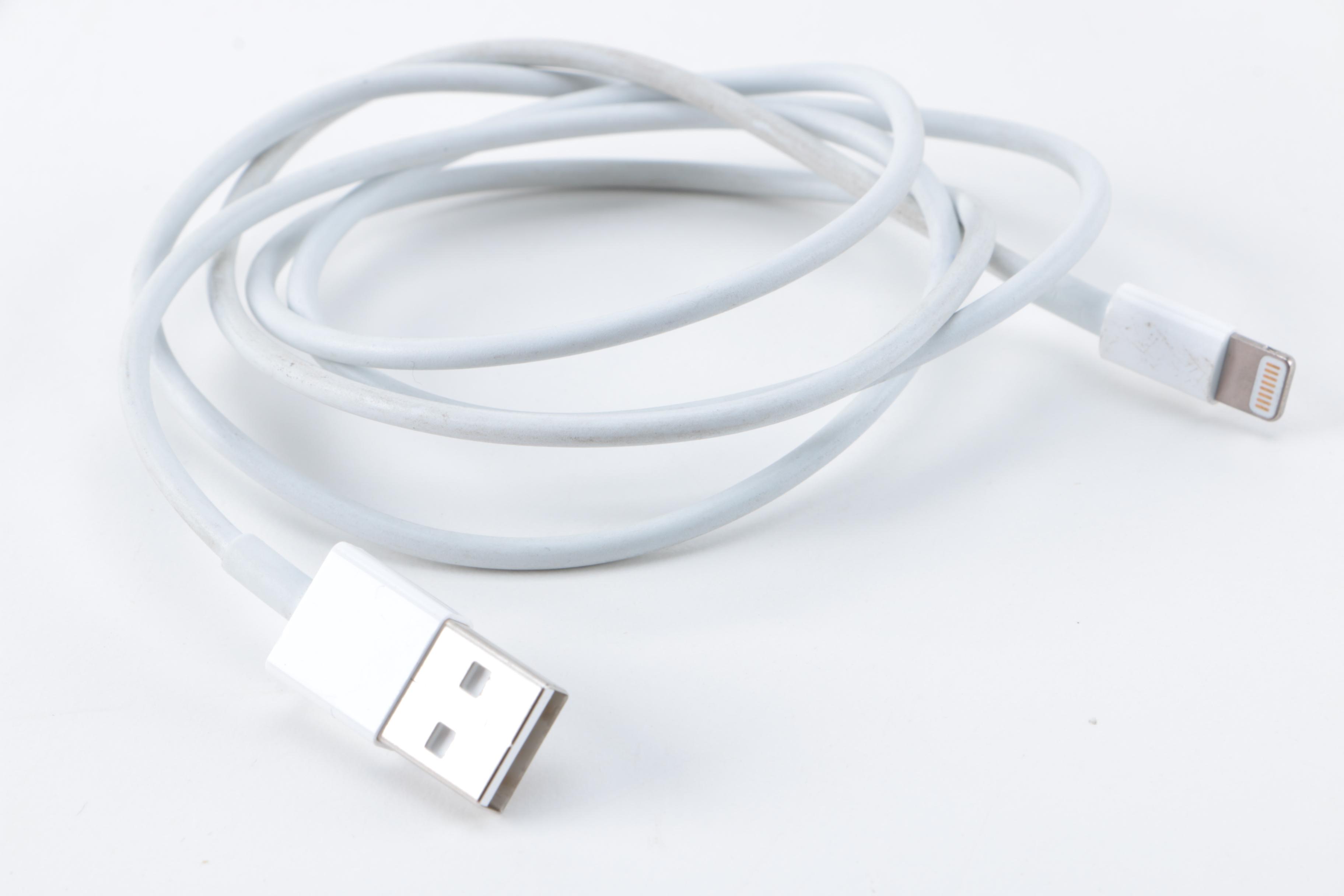 iPod Touch with Behringer Headphones, iKlip Xpand and Accessories