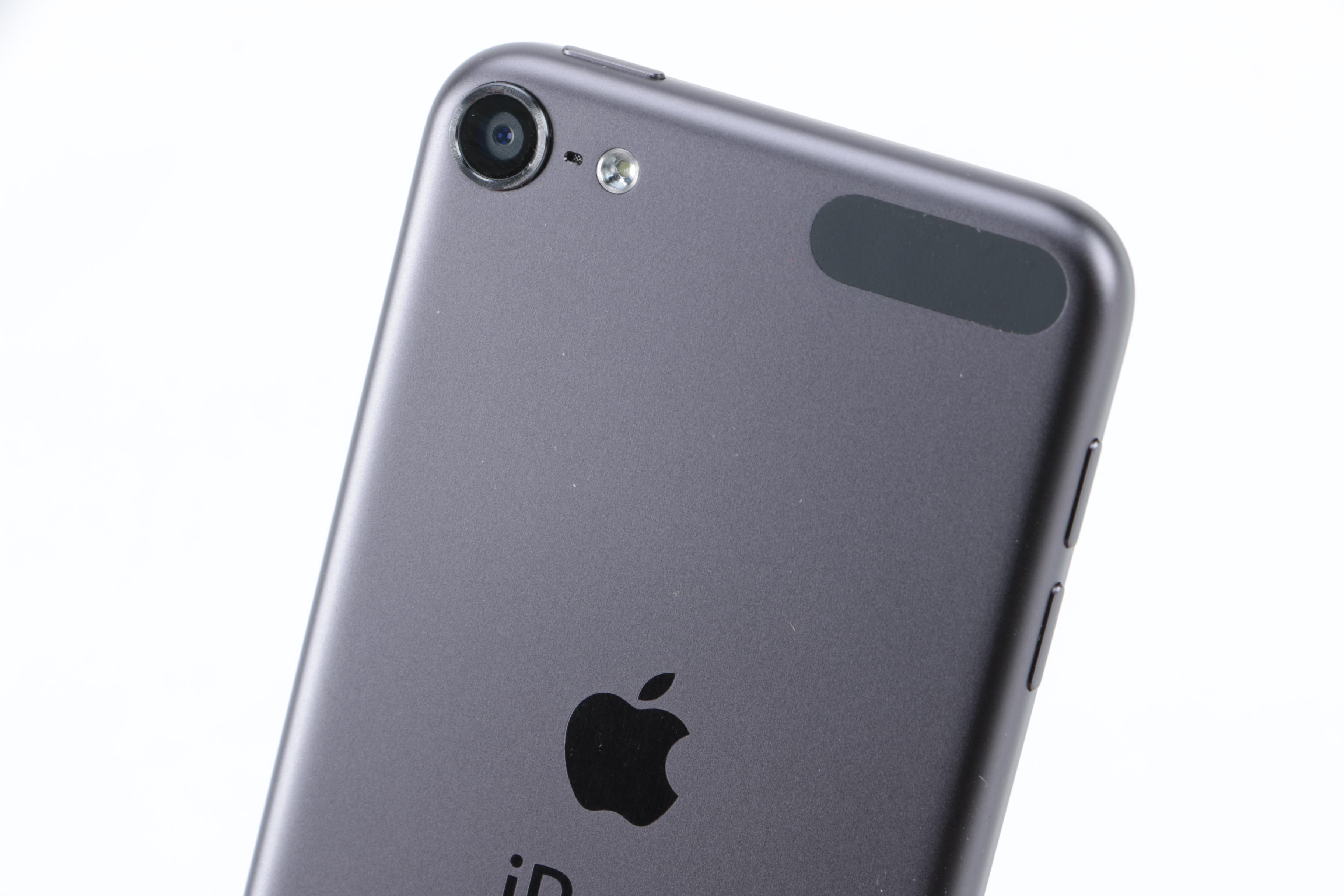 iPod Touch with Behringer Headphones, iKlip Xpand and Accessories