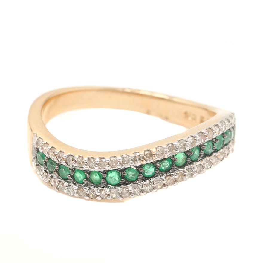 14K Yellow Gold Emerald and Diamond Scalloped Ring