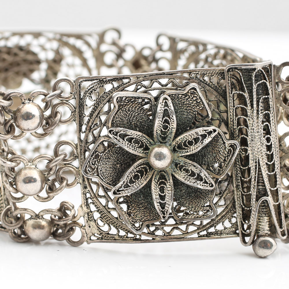 Sterling Silver Sombrero and Floral Station Bracelet