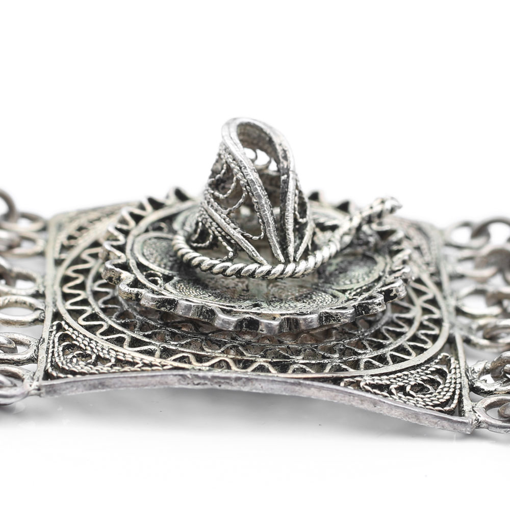 Sterling Silver Sombrero and Floral Station Bracelet