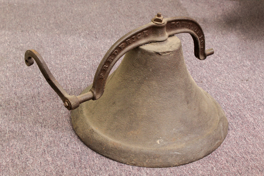 Antique Fredericktown Ohio Cast Iron Bell