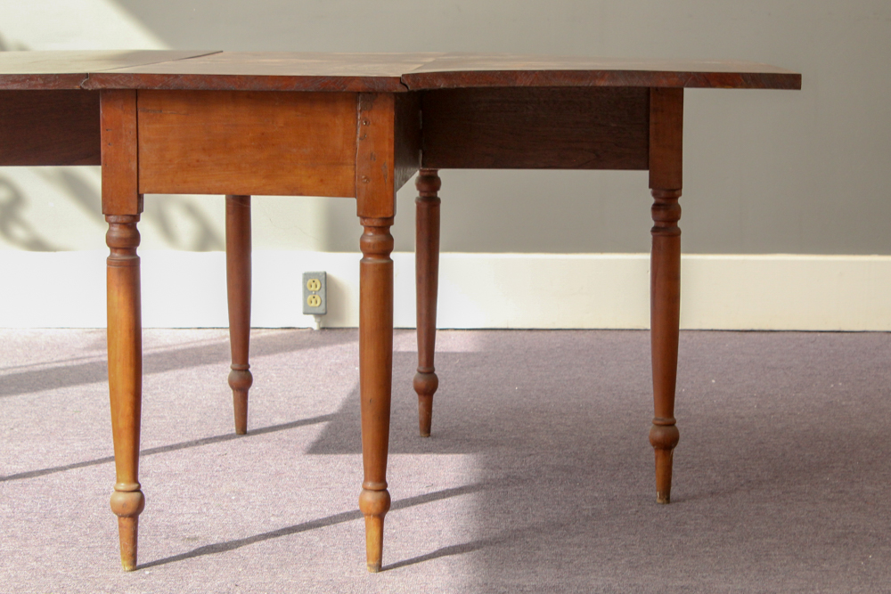 Antique Cherry Drop Leaf Gateleg Table