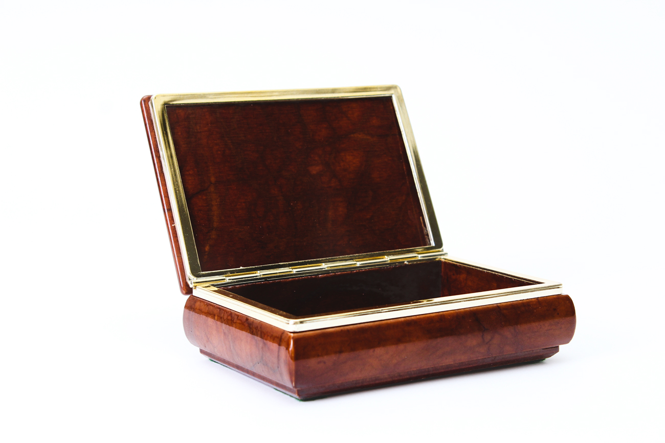 Italian Hand Carved Genuine Alabaster Trinket Box