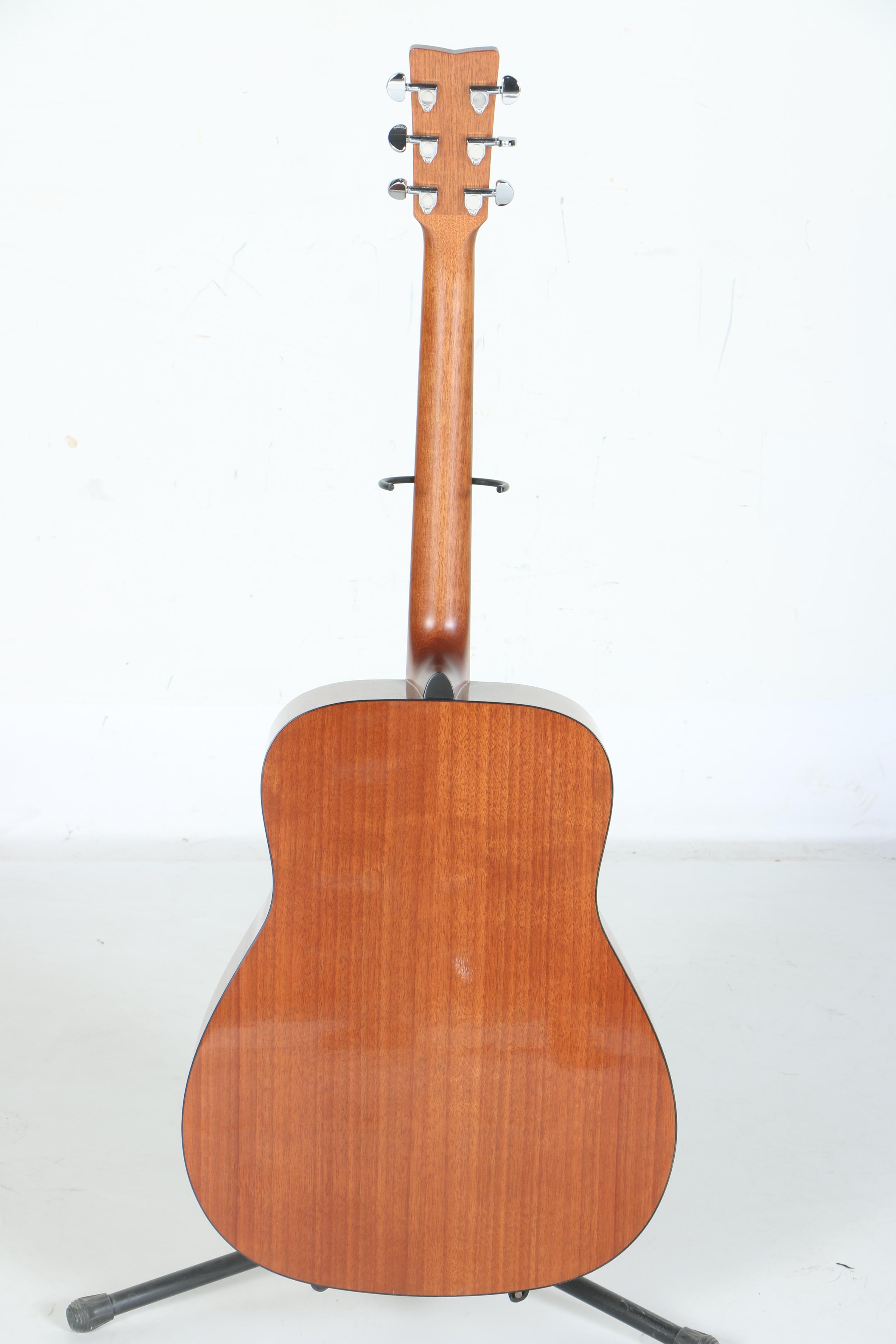 Yamaha FG700S Folk Acoustic Guitar with Gig Case