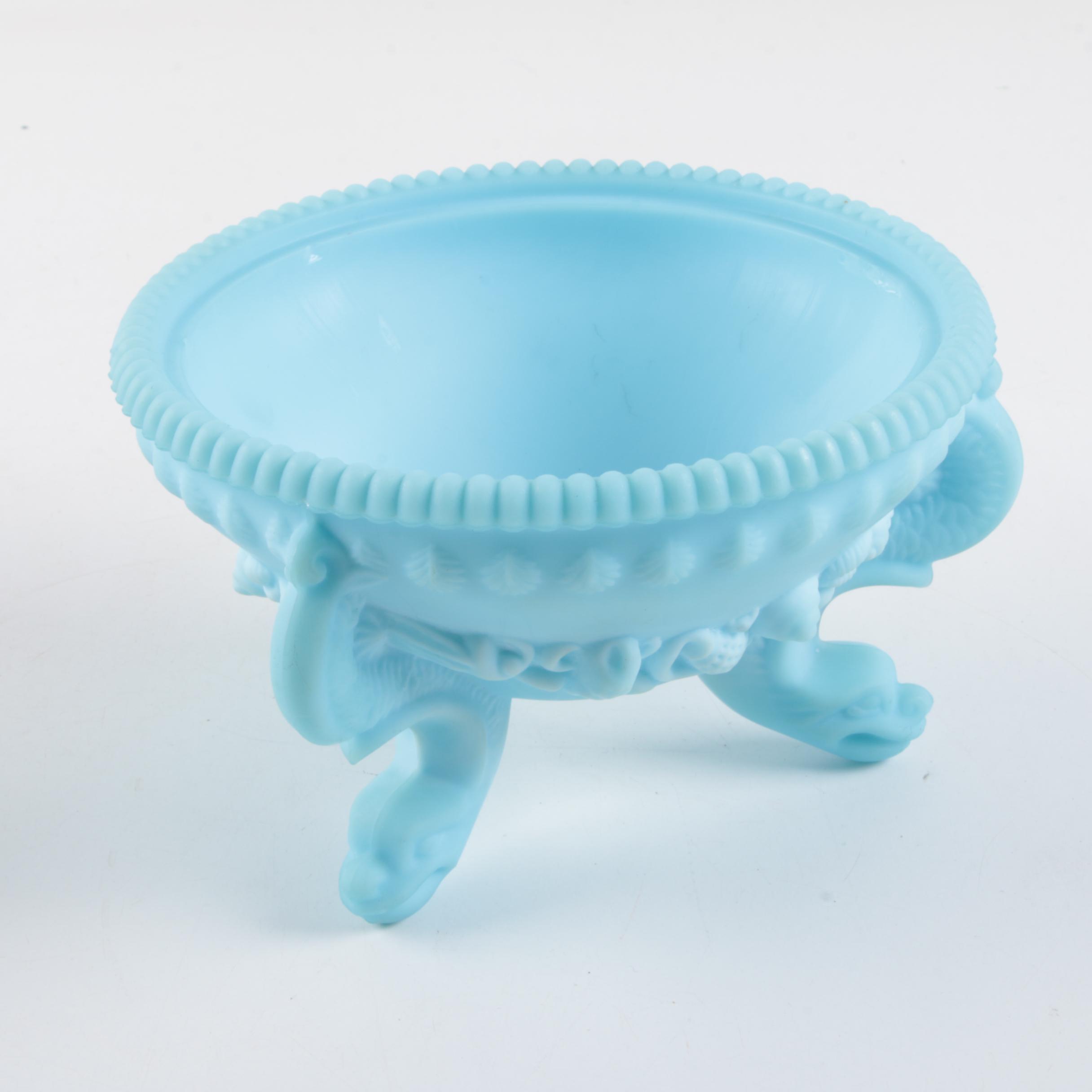 Vintage Westmoreland Dolphin Foot Argonaut Shell Blue Milk Glass Footed Bowl