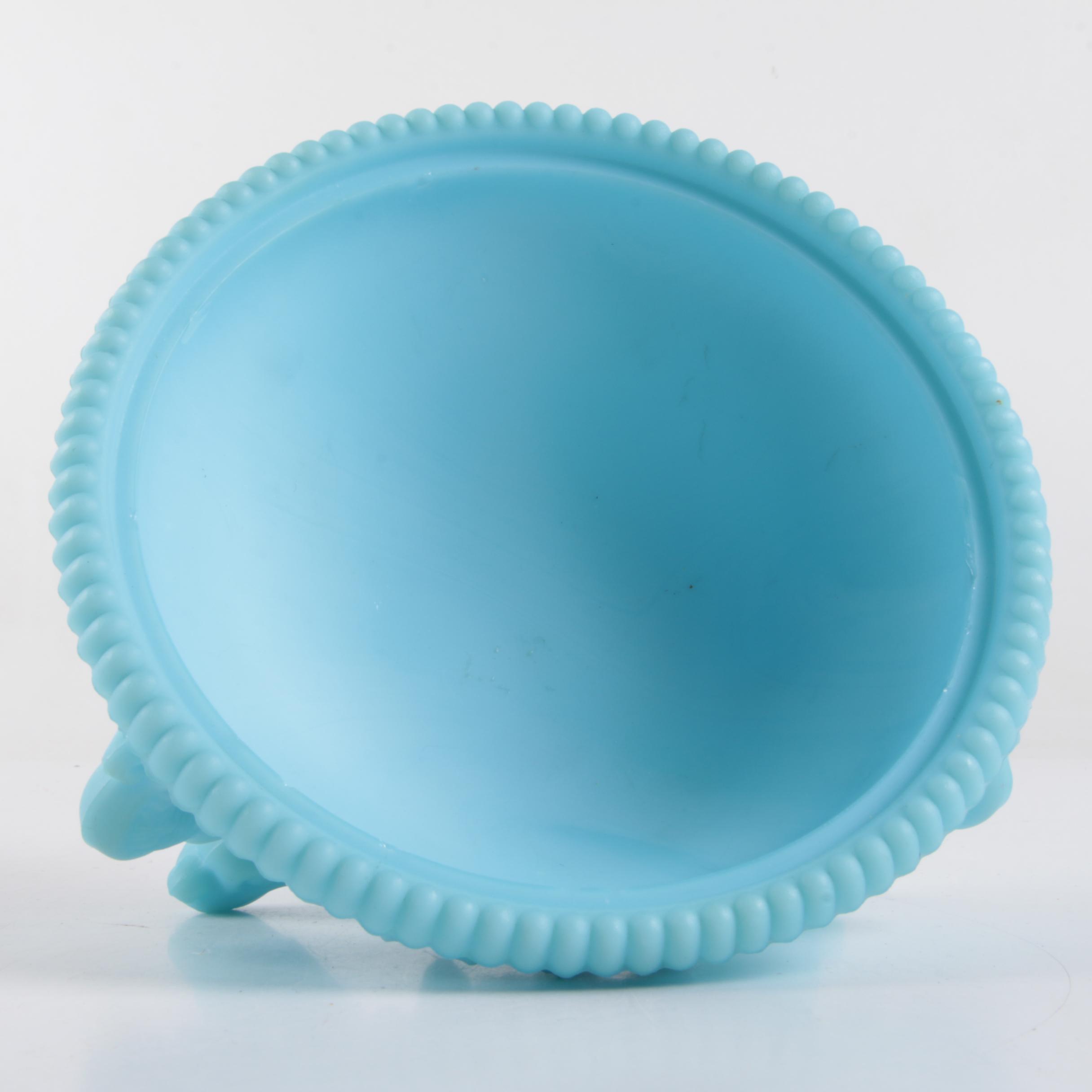 Vintage Westmoreland Dolphin Foot Argonaut Shell Blue Milk Glass Footed Bowl