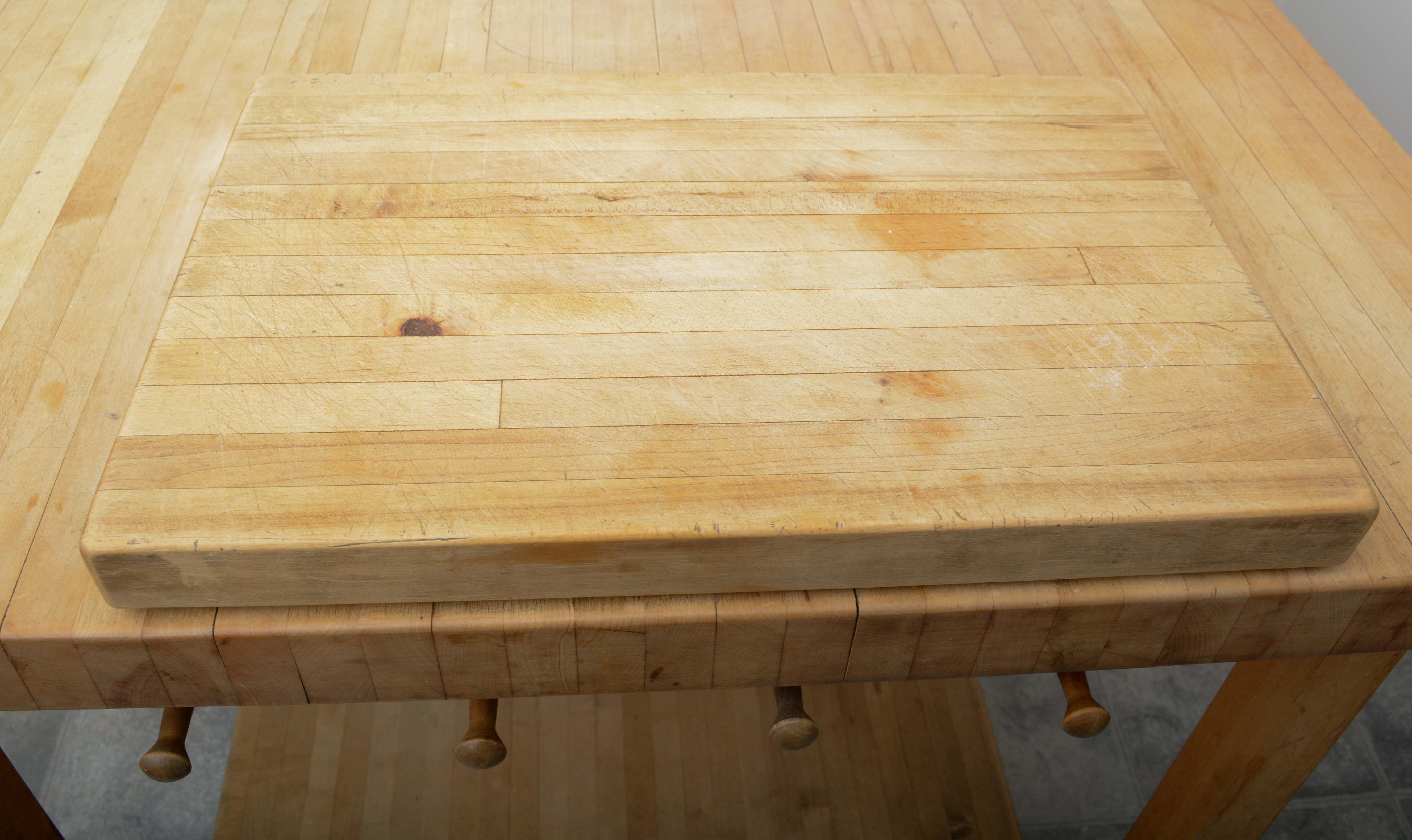 Eastern Butcher Block Farm Maple Table with Stools