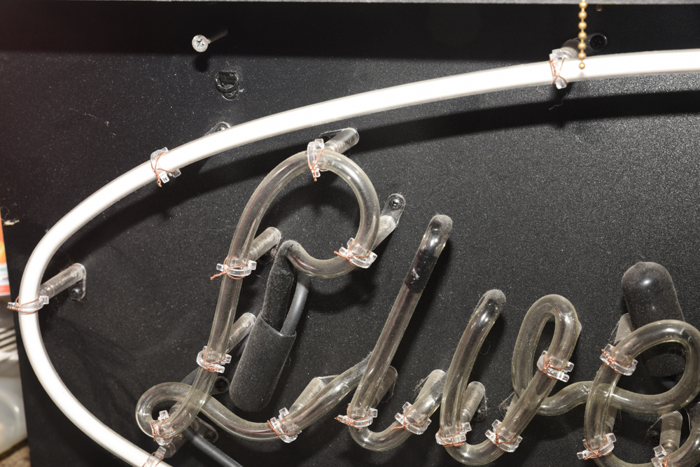 "Live Girls" Neon Sign