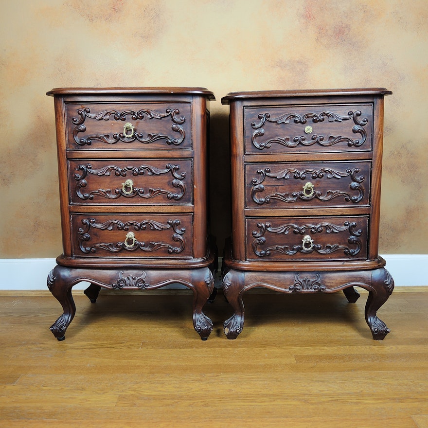 Queen Anne Style Nightstands