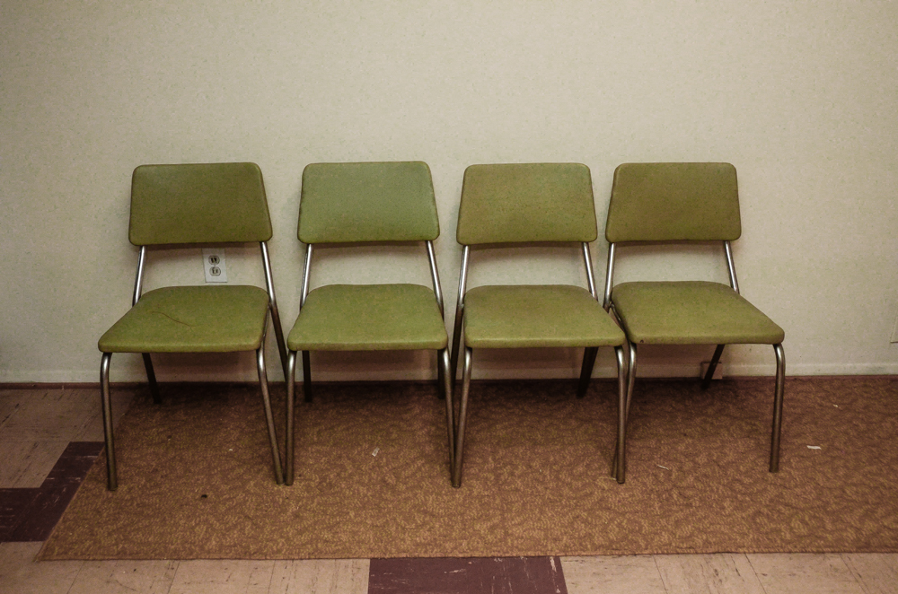 Mid Century Modern Table and Chairs