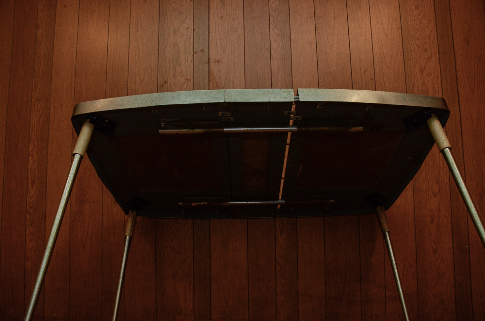 Mid Century Modern Table and Chairs