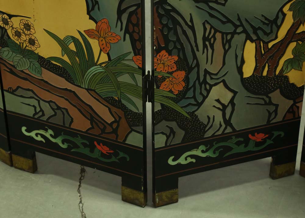 Chinese Lacquered Room Divider