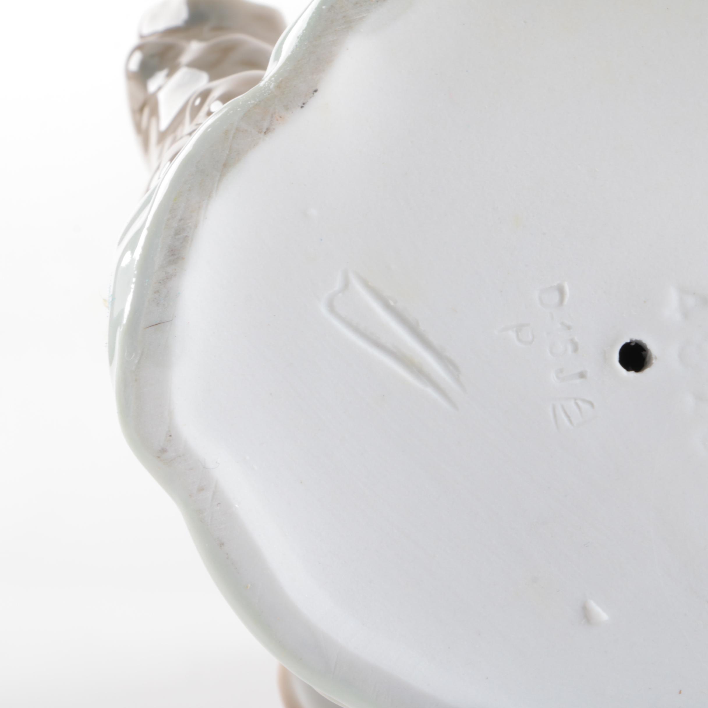 Lladró "Rabbit's Food" Porcelain Figurine