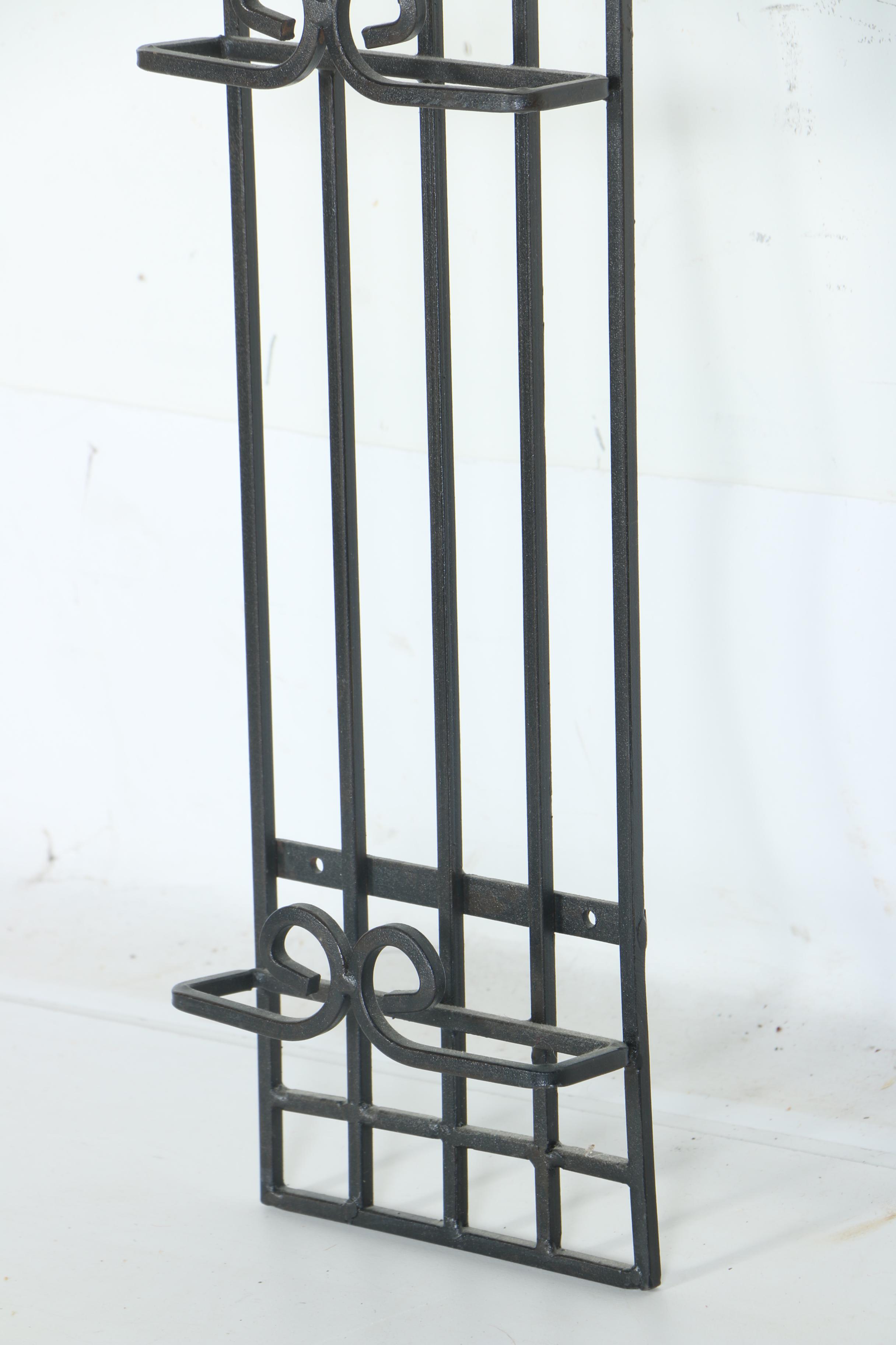 Metal Wall Plate Display