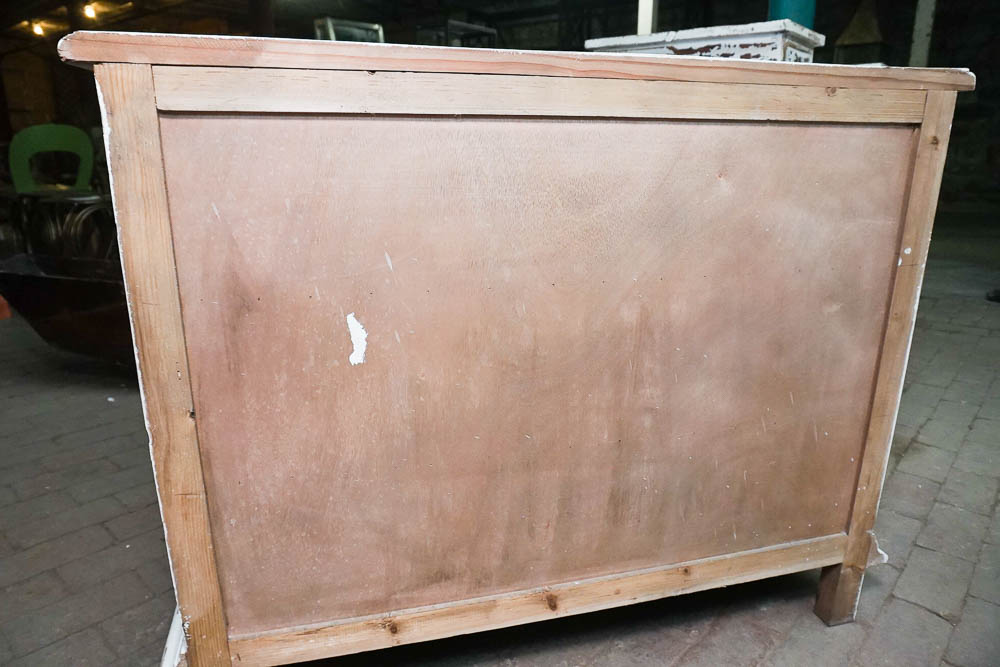 Rustic Style Distressed White Chest of Drawers