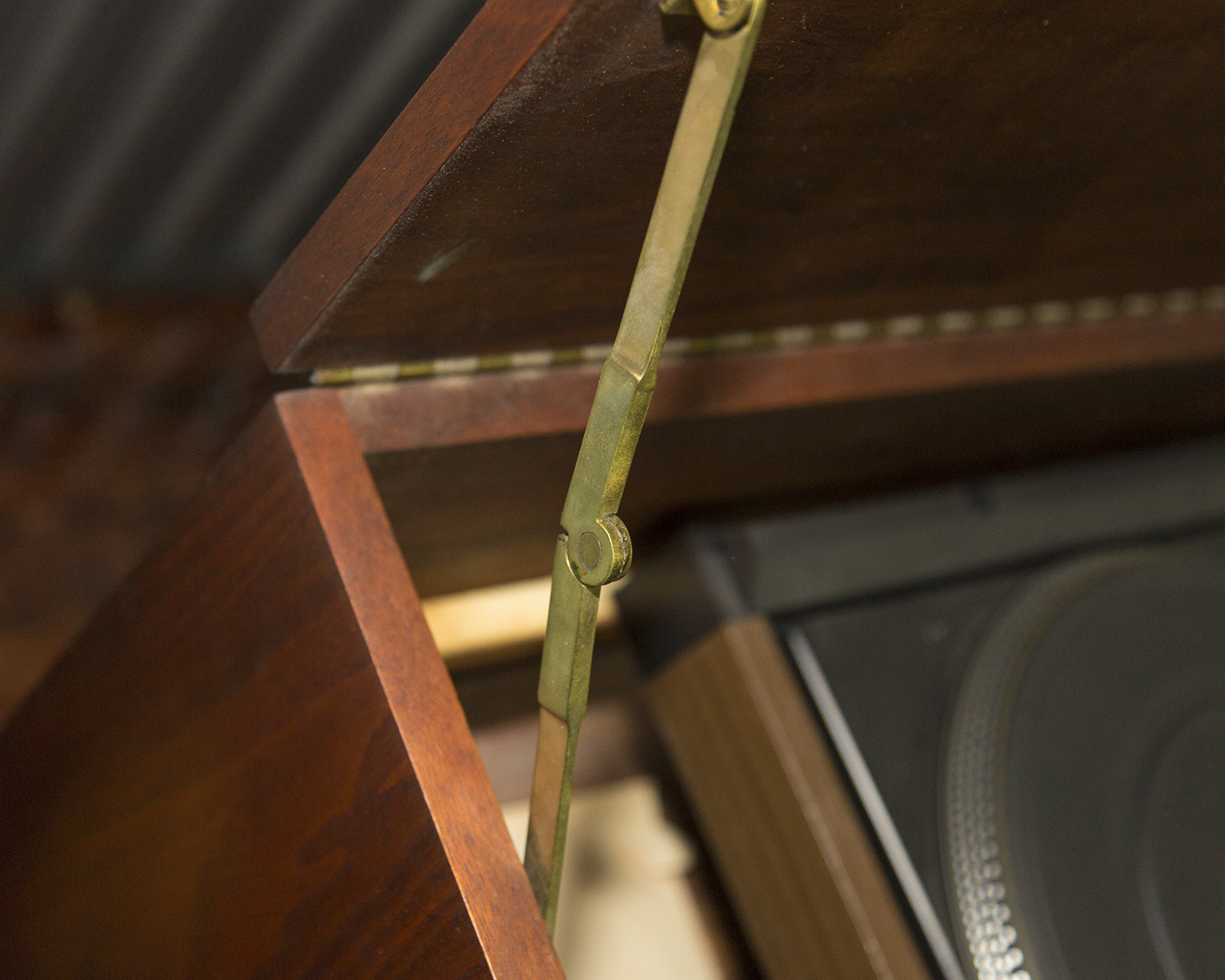 Vintage Mid Century Modern Sideboard and Dual Turntable