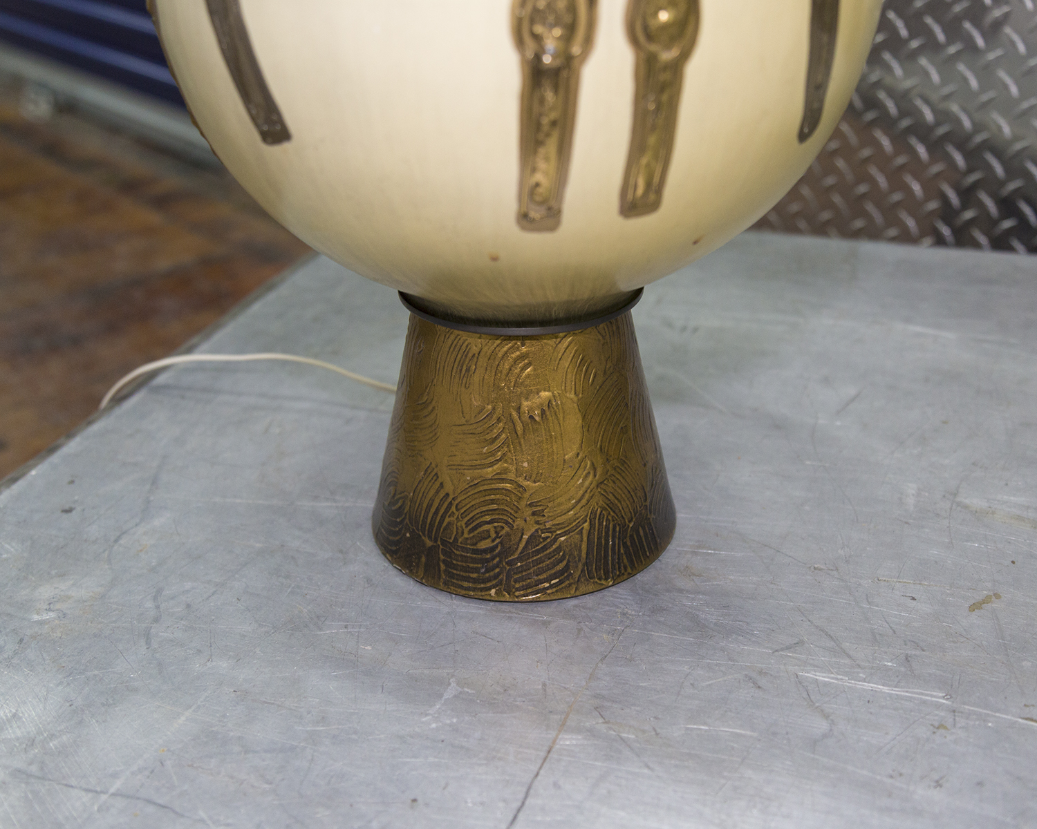 Mid Century Modern Ceramic Table Lamp