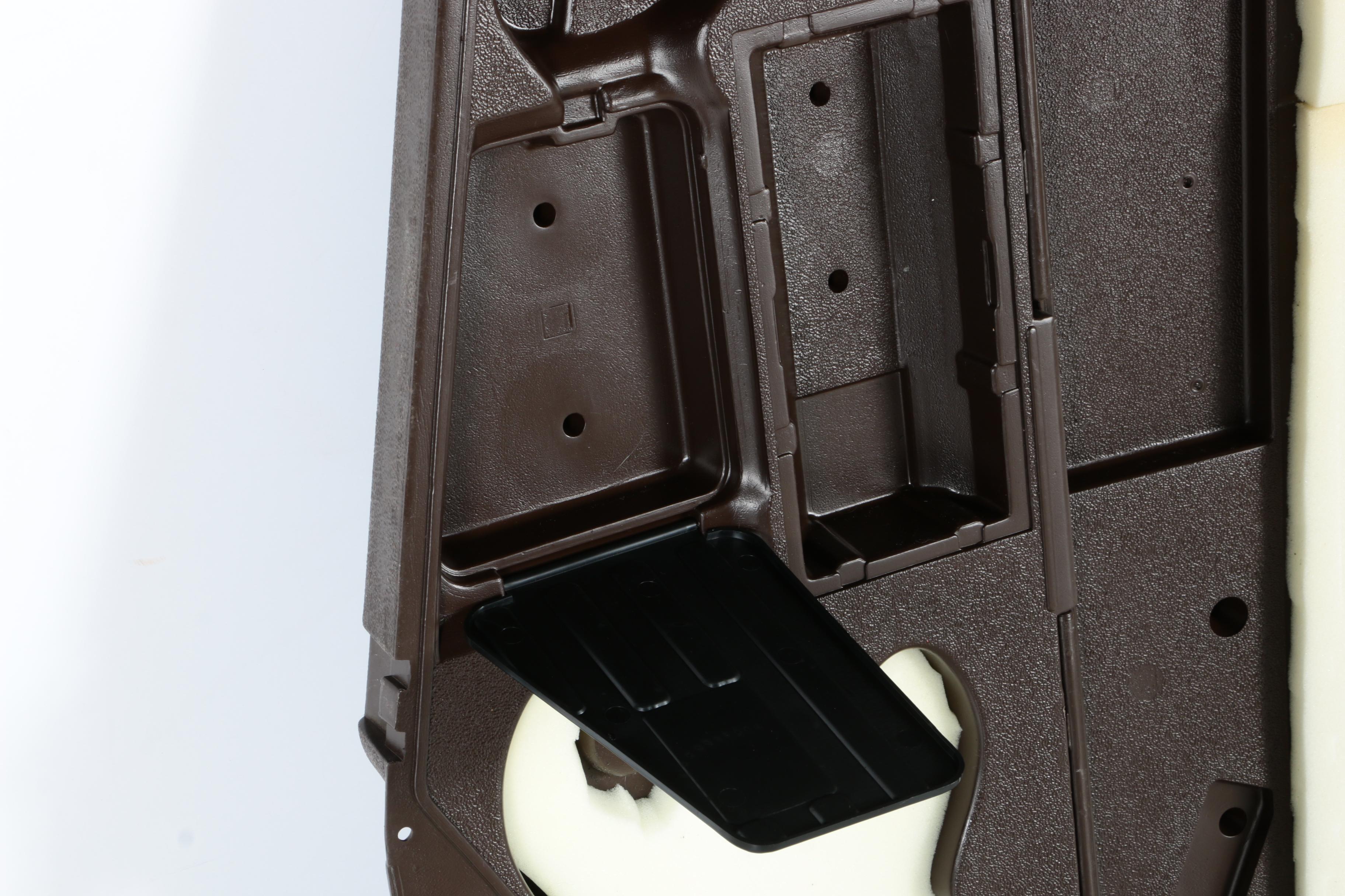 Vintage Peavey T-30 Electric Guitar in Molded Case with Stand