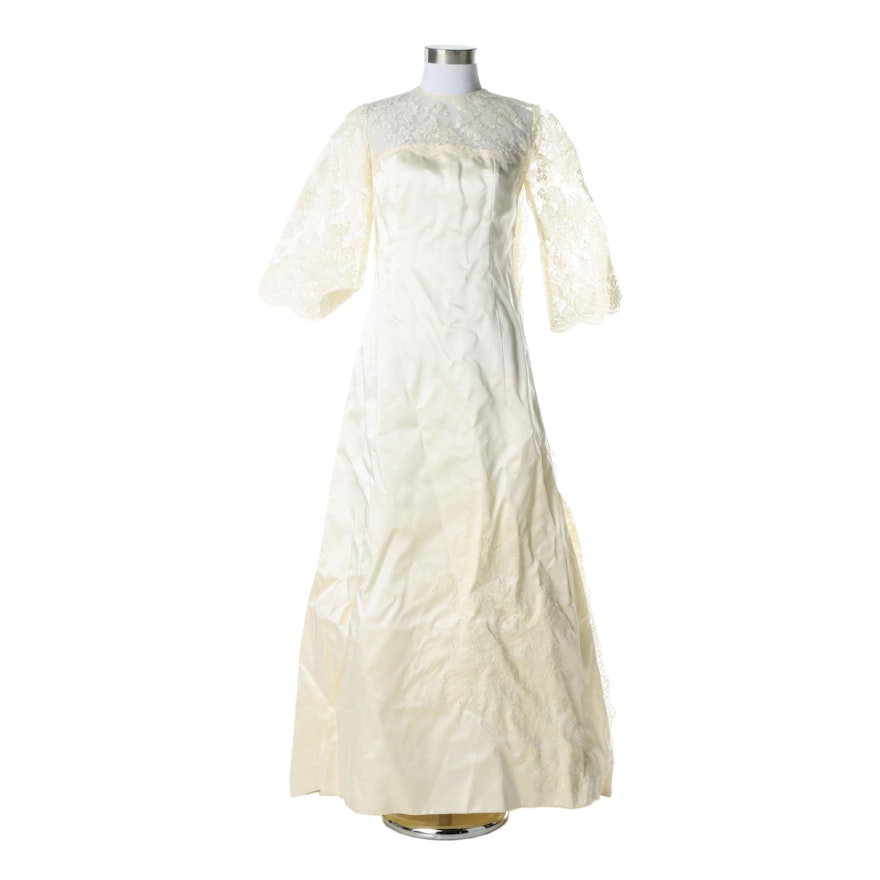 Circa 1950s Vintage Wedding Gown