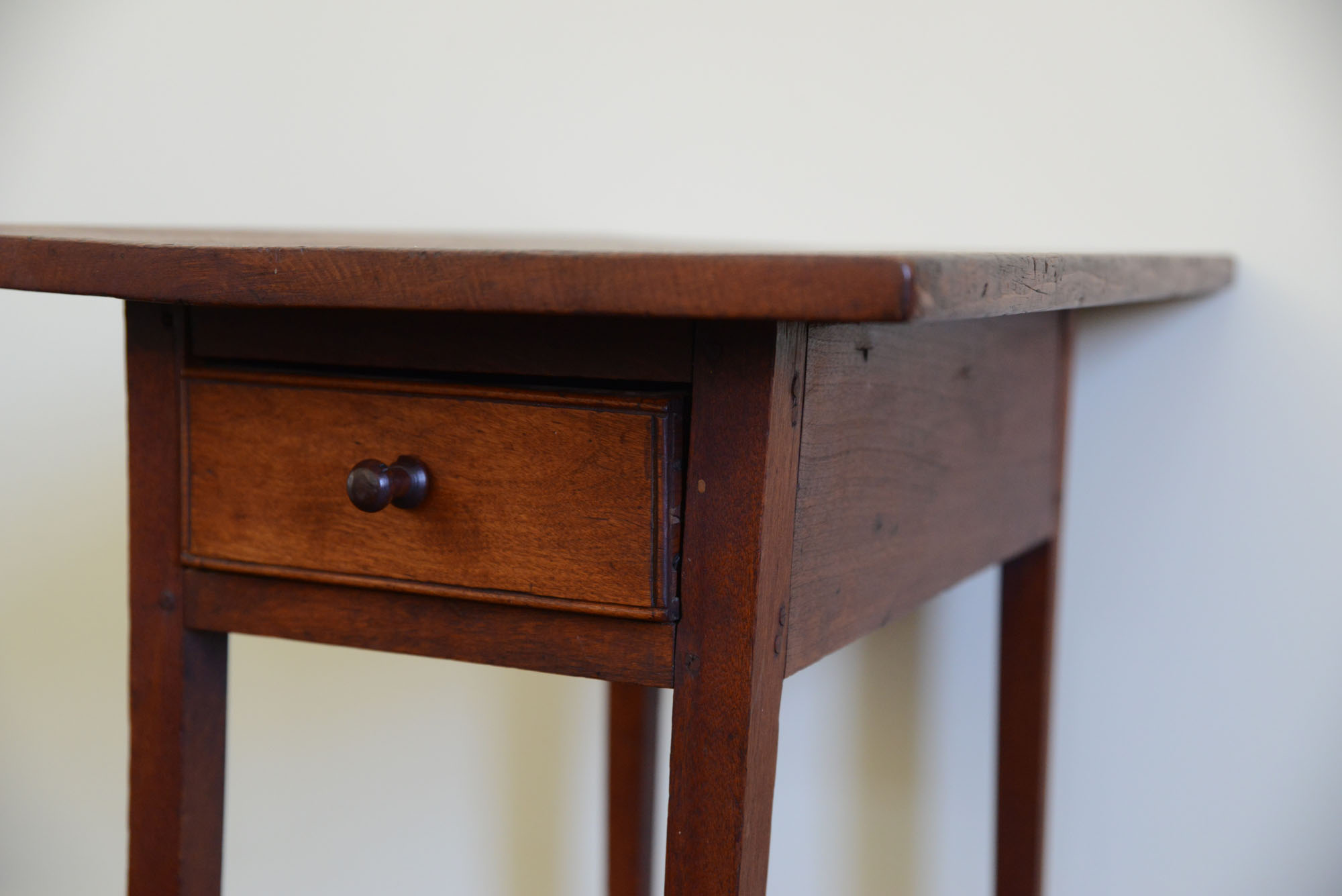 Antique Federal Style End Table