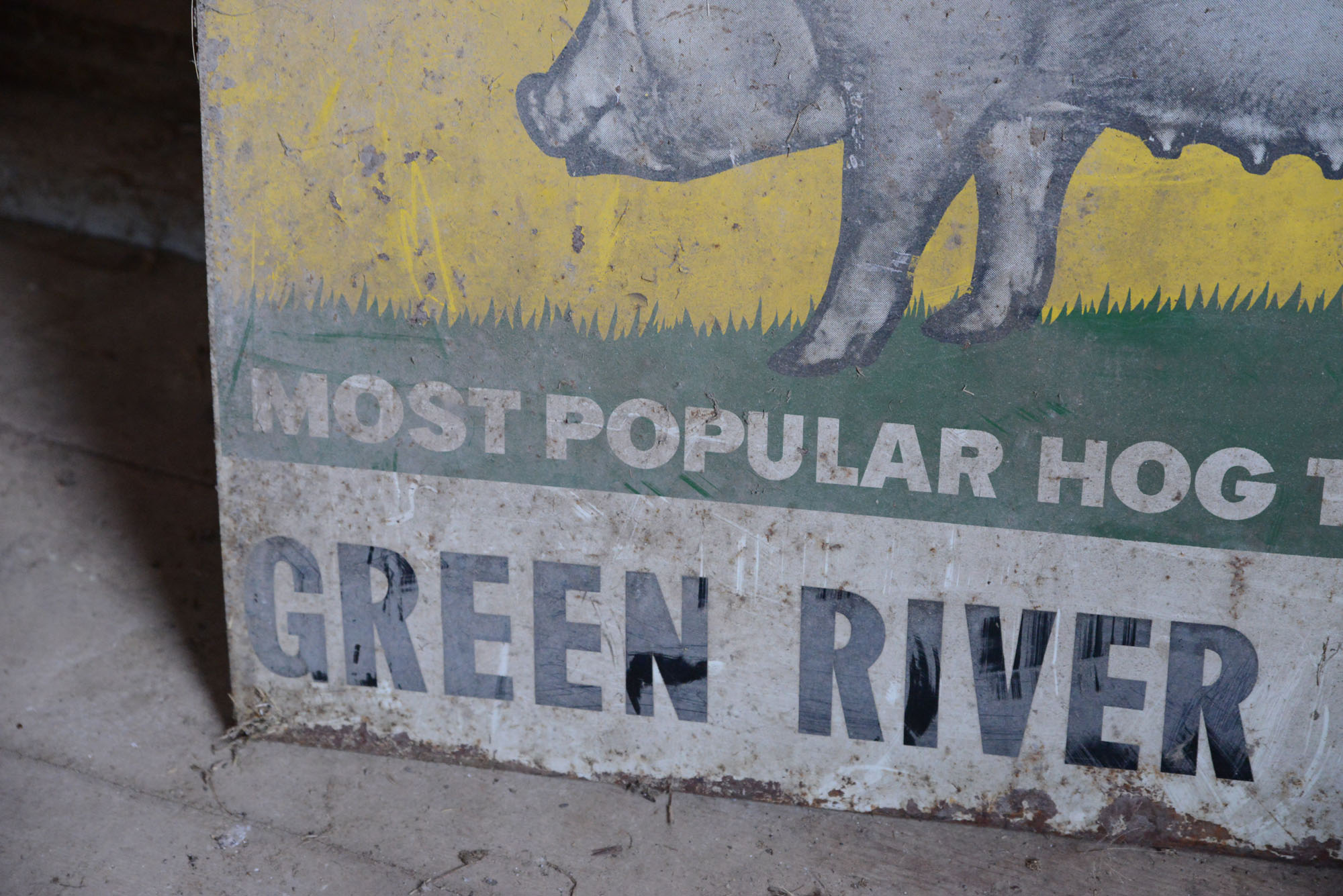 Green River Farmers Vintage Metal Sign