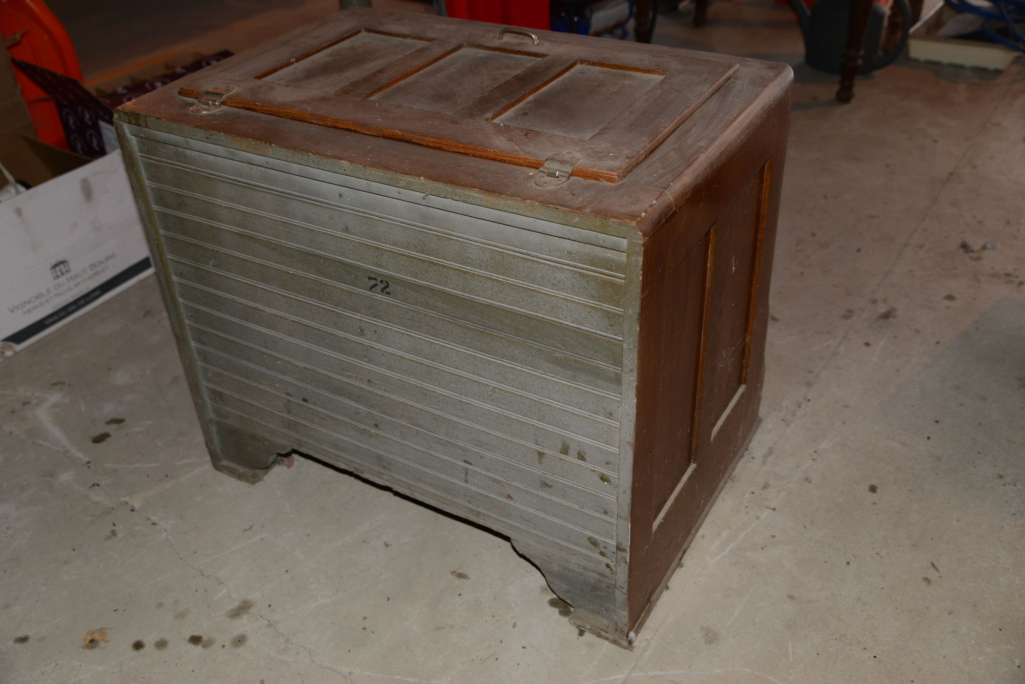 Antique Union Oak Ice Chest