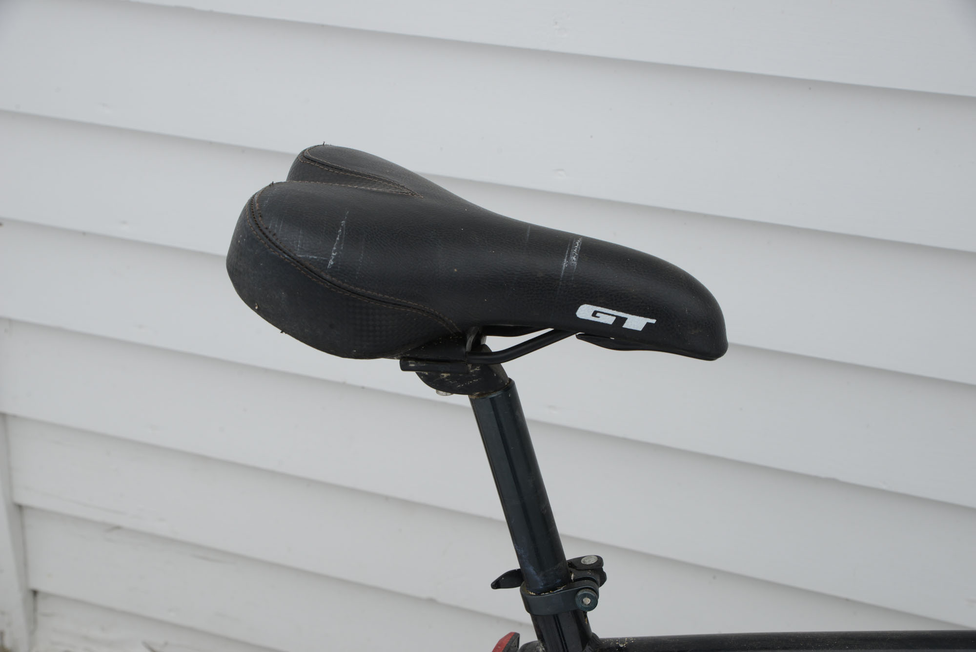 GT Aggressor 2.0 Mountain Bike