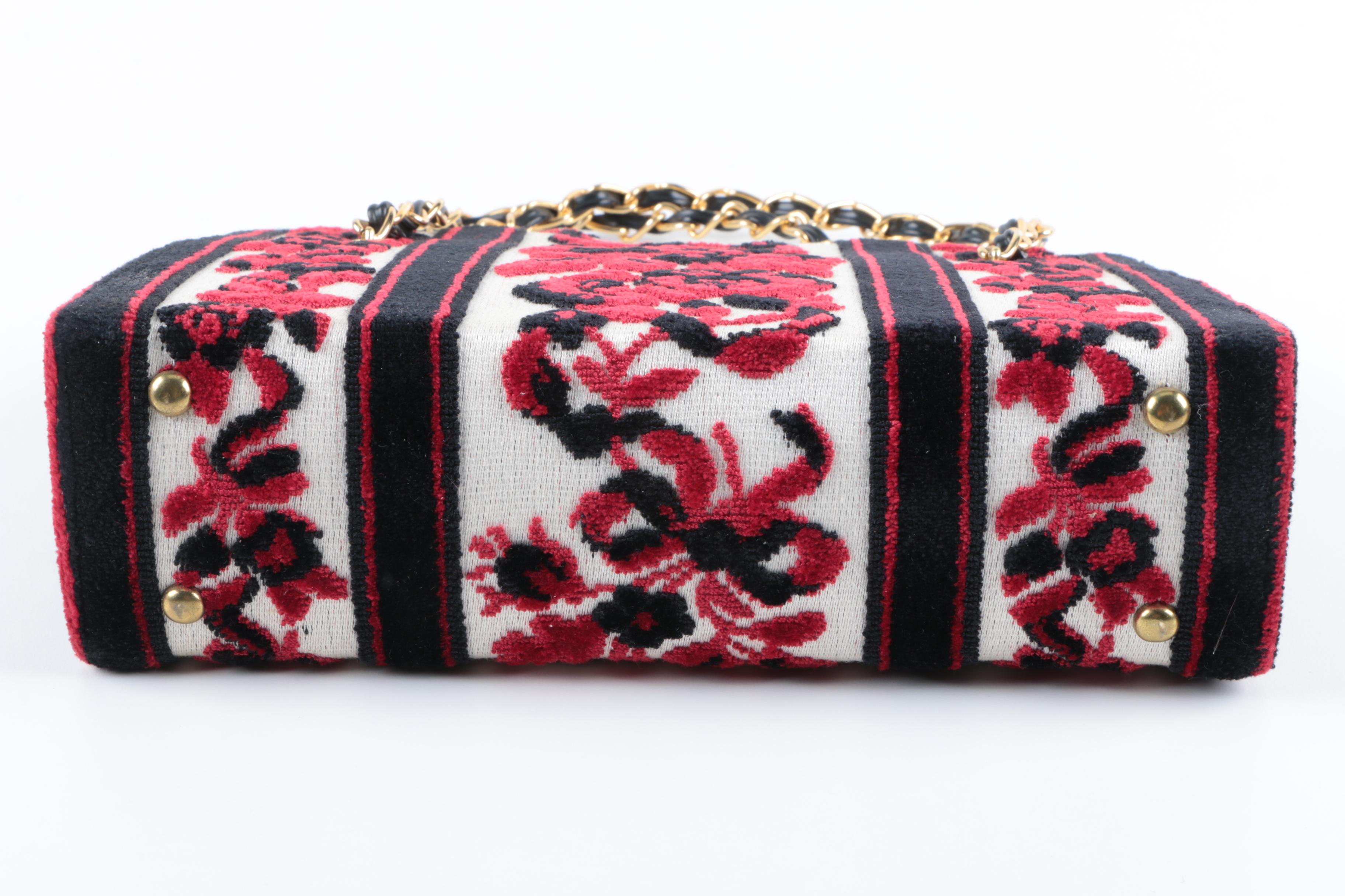 Vintage Handbags Featuring Meyers Red, Black and White Tapestry
