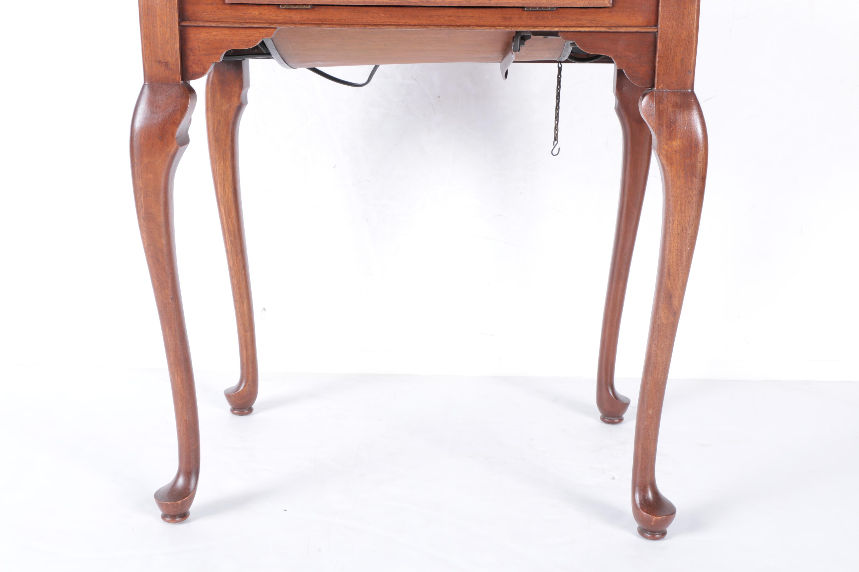 Vintage Singer 15-91 Sewing Machine and Table