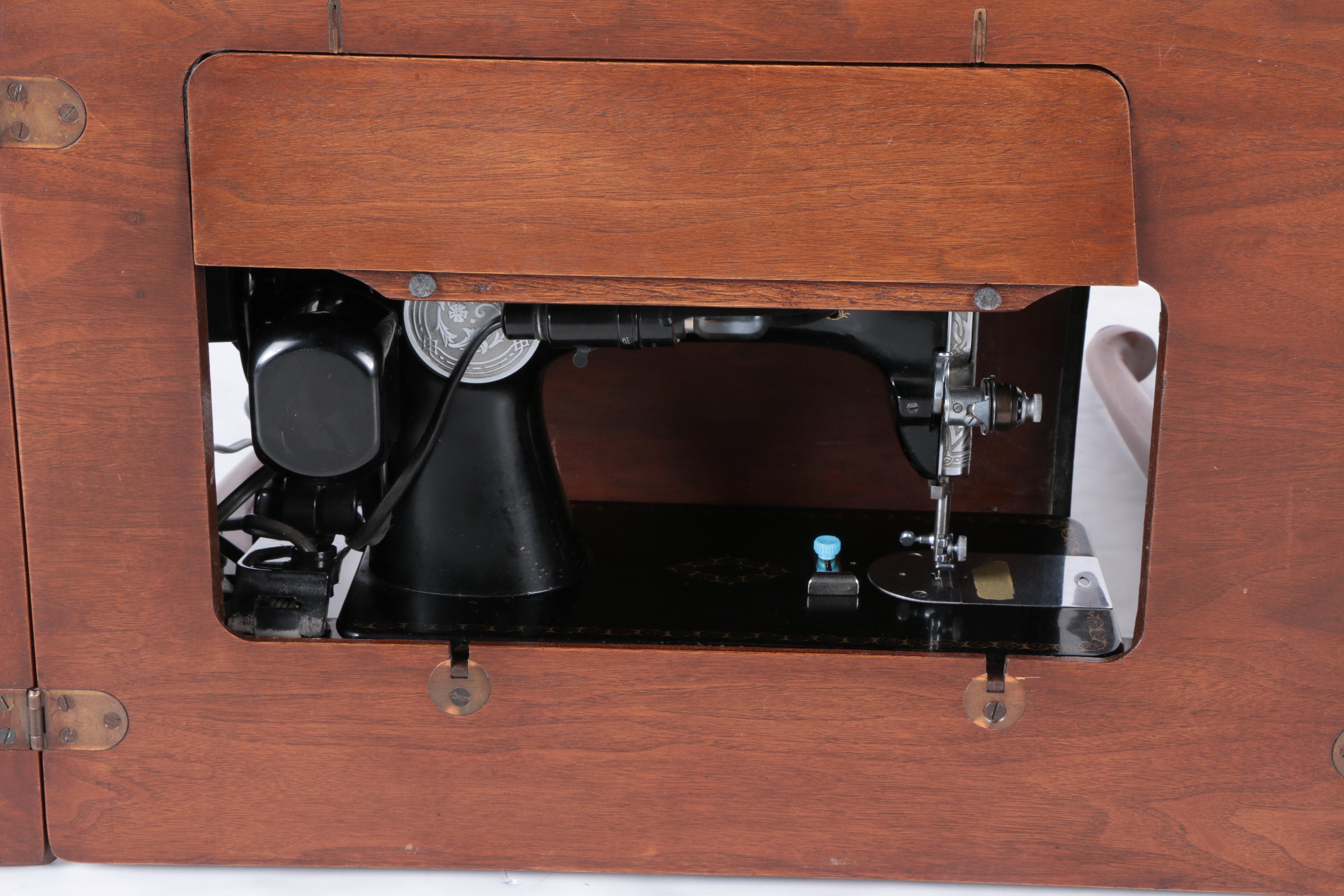 Vintage Singer 15-91 Sewing Machine and Table