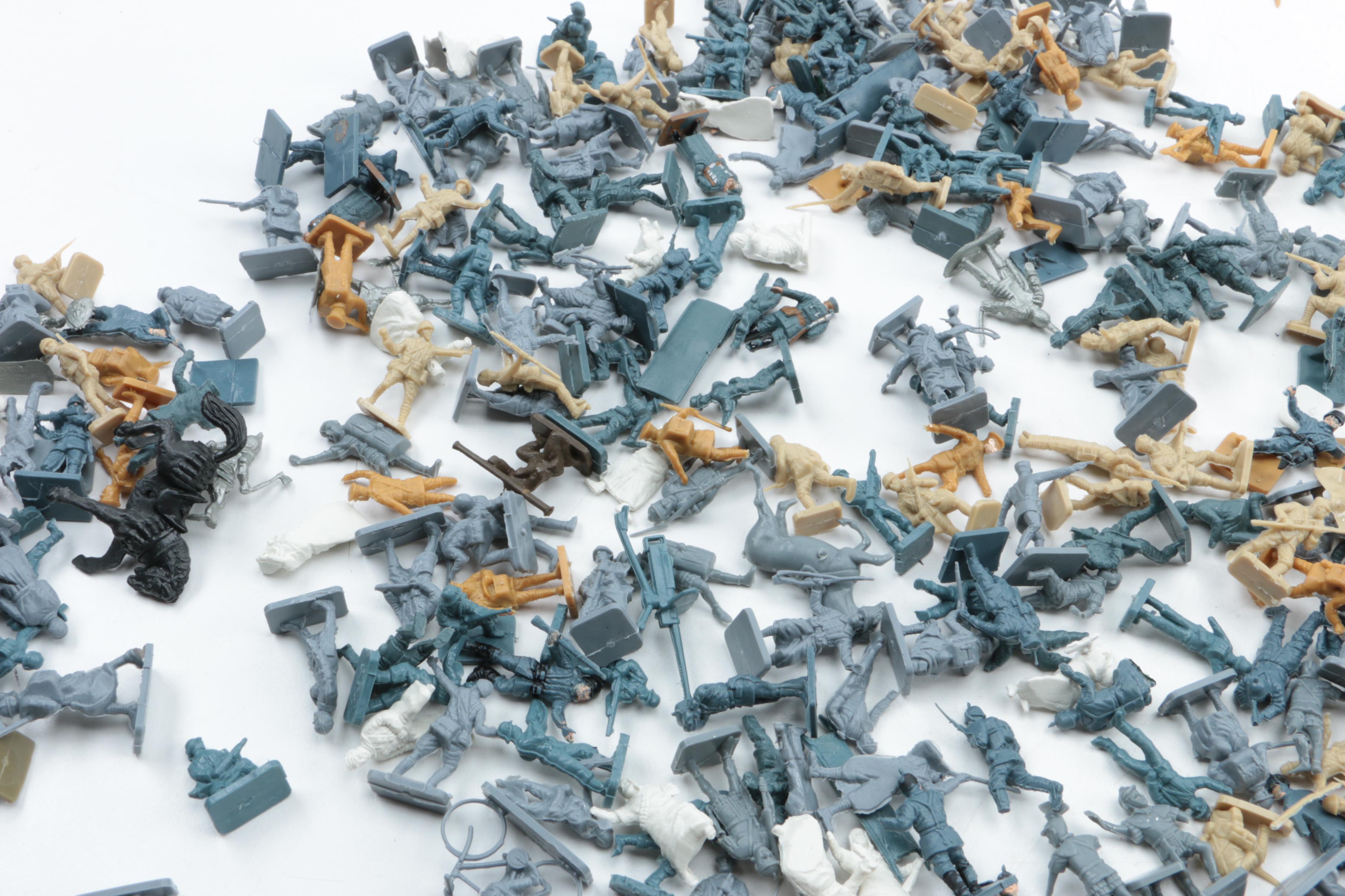 Plastic Toy Soldiers and Knights