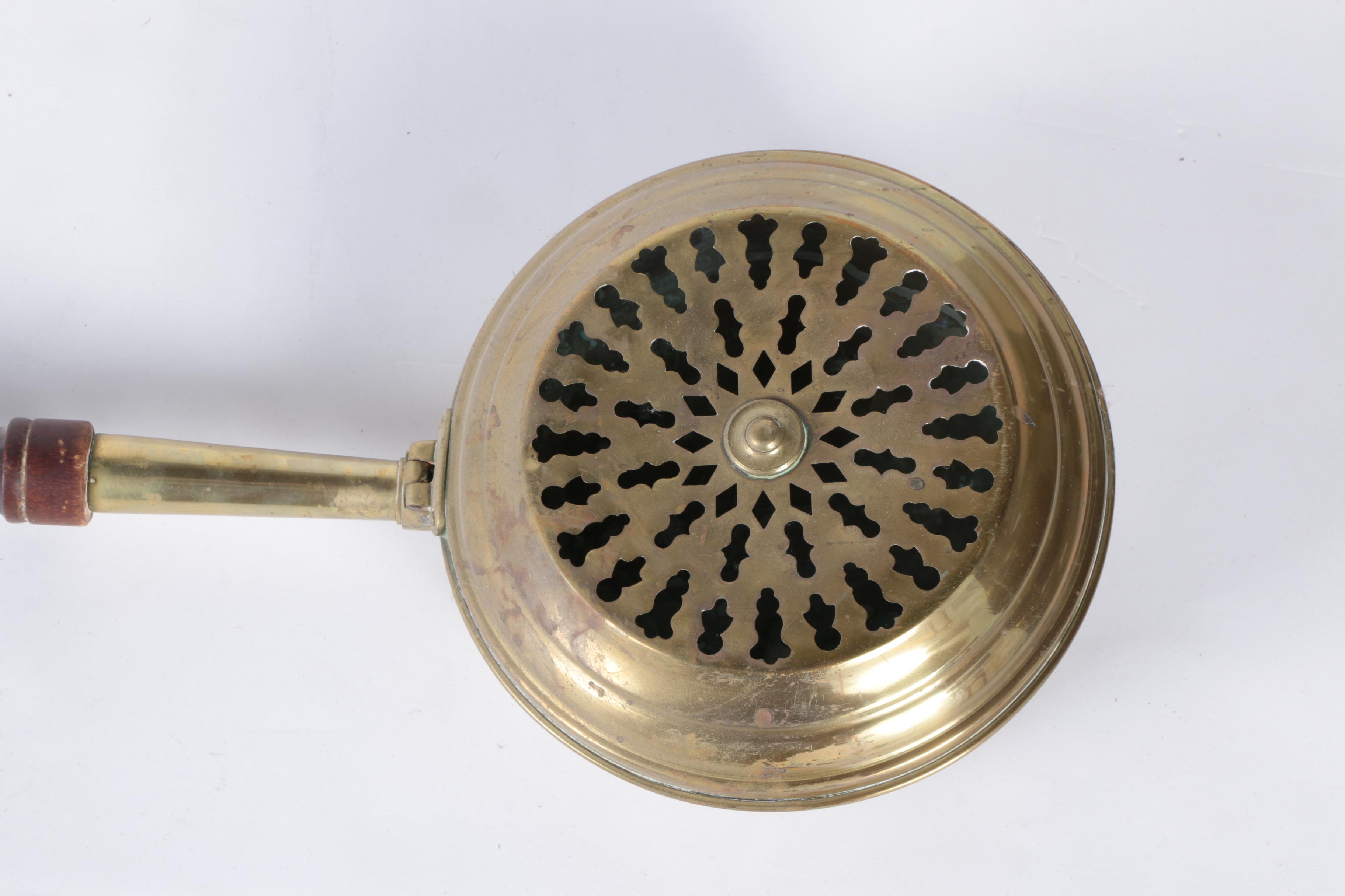 Antique Brass Bed Warmer With Turned Wooden Handle